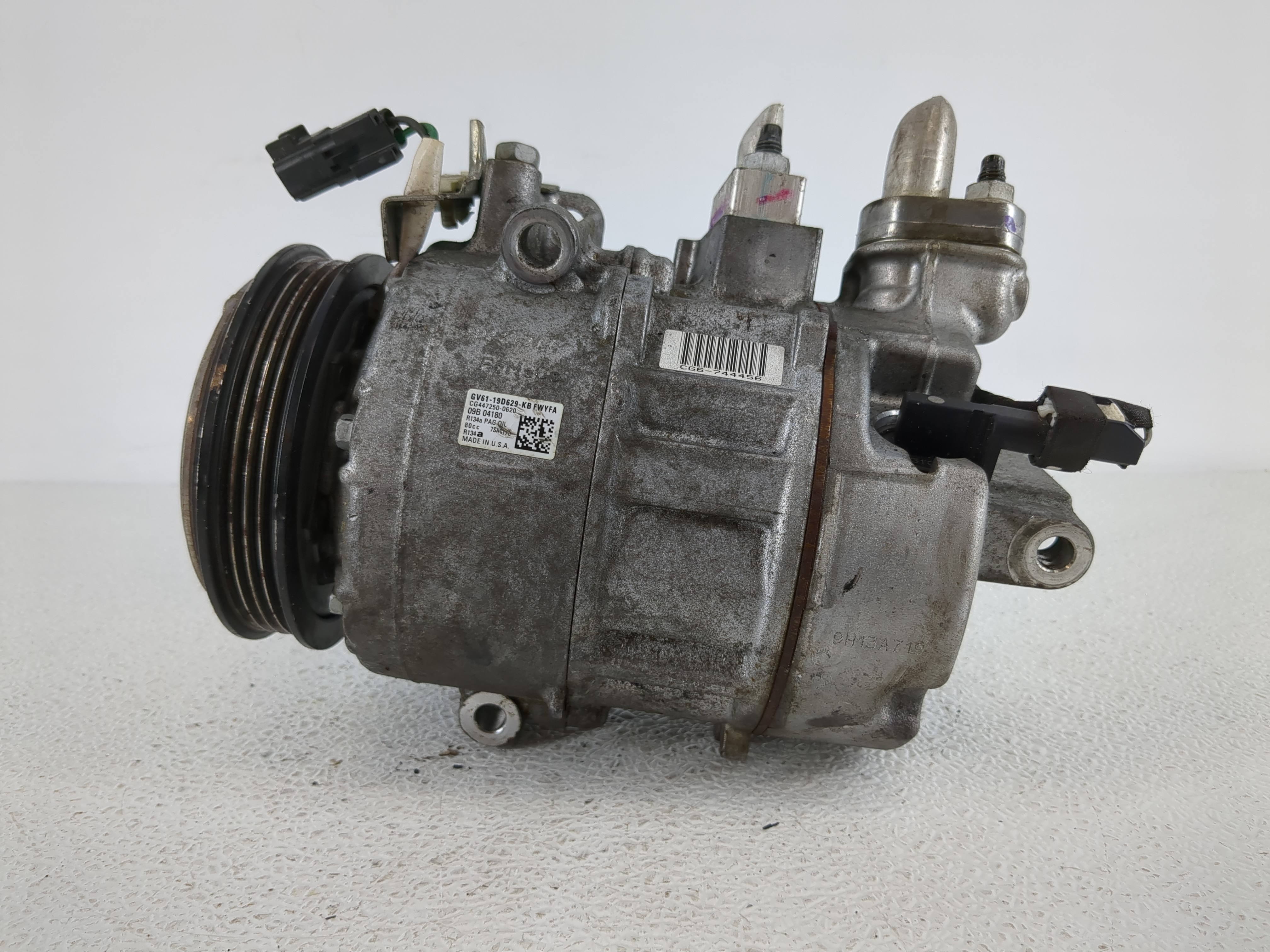 2017-2019 Lincoln Mkc Air Conditioning A/c Ac Compressor Oem 1142485 - Oemusedautoparts1.com