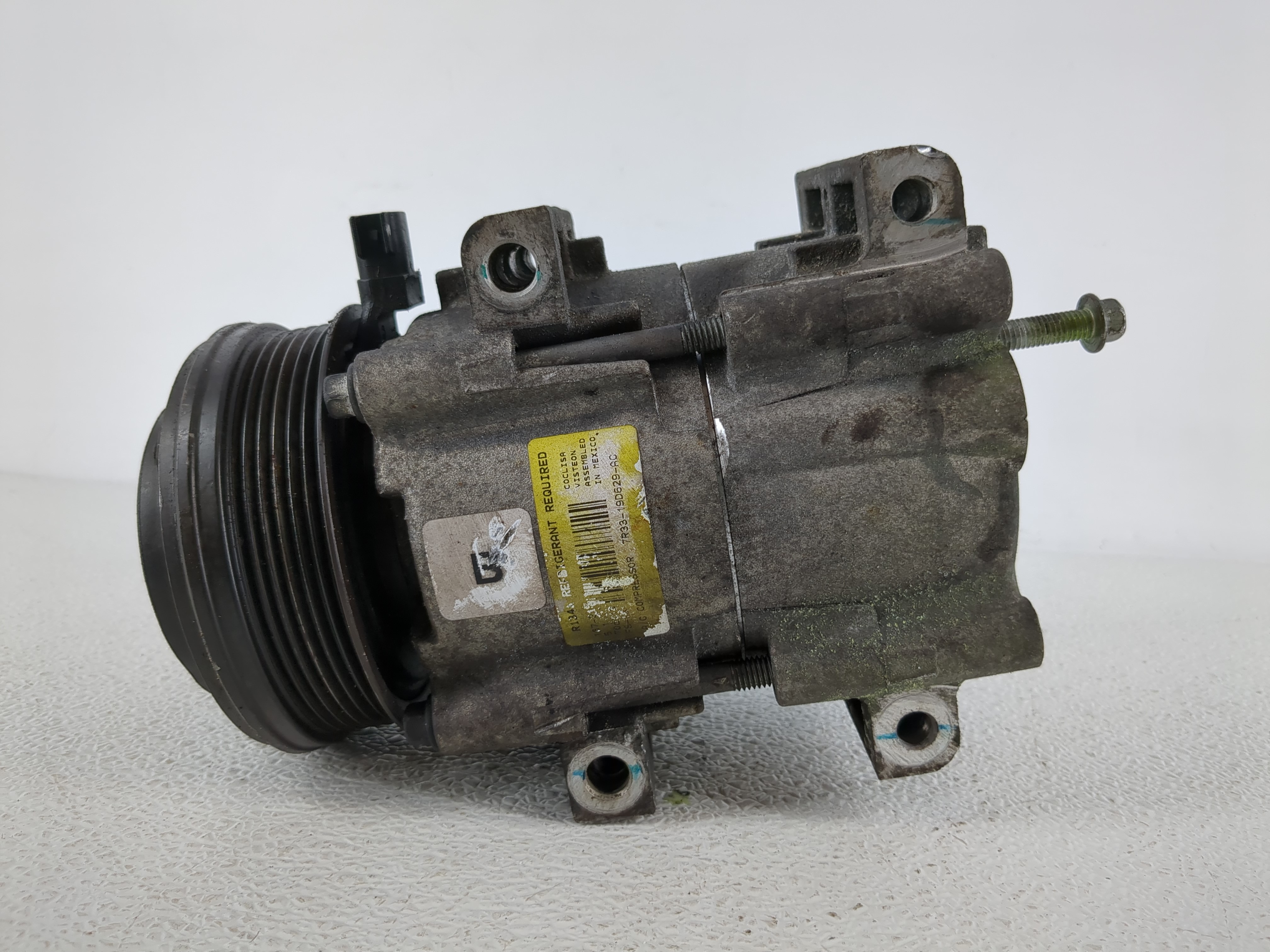 2007-2010 Ford Mustang Air Conditioning A/c Ac Compressor Oem 1142505 - Oemusedautoparts1.com