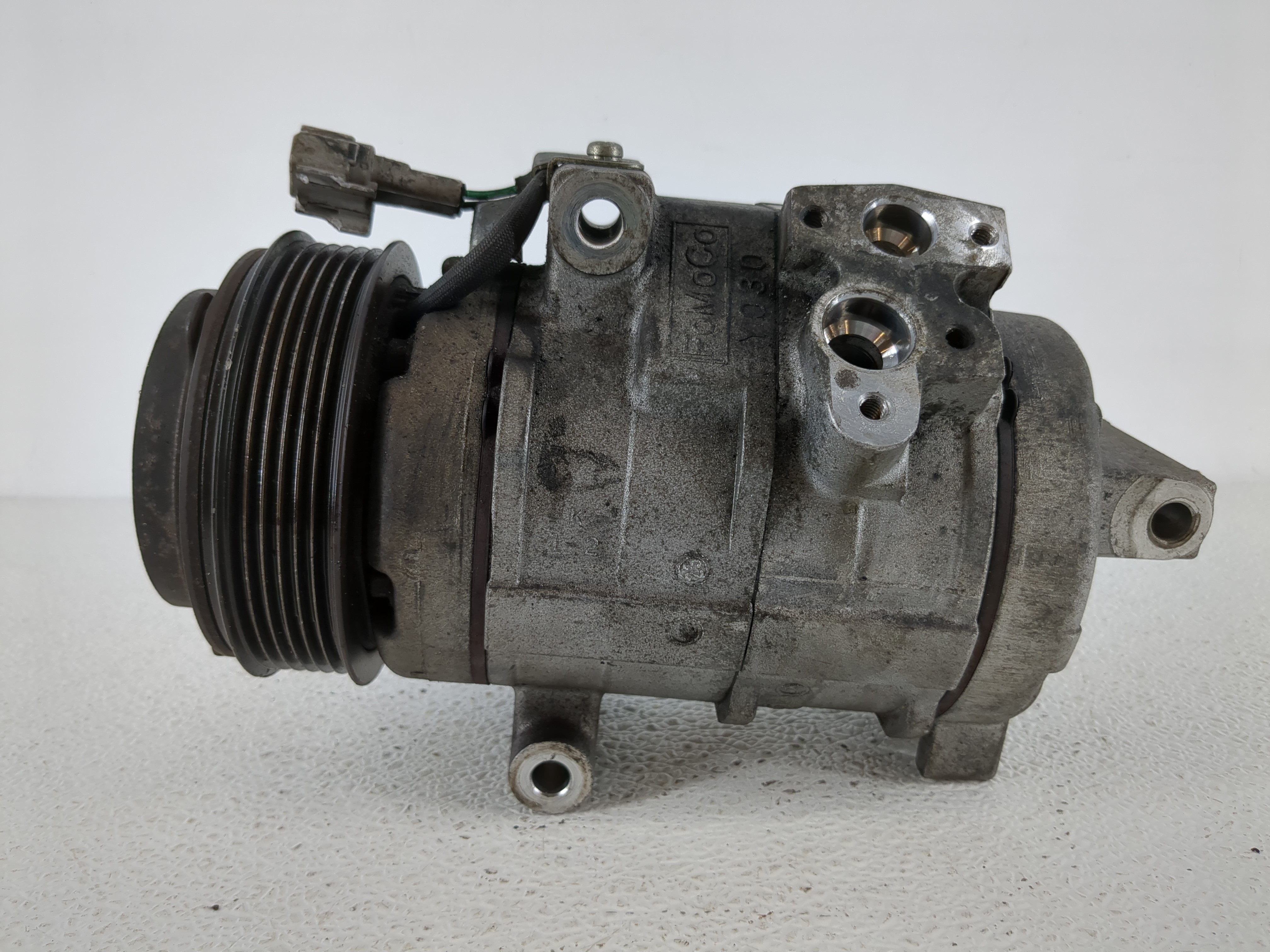 Picture of 2007-2015 Mazda Cx-9 Air Conditioning A/c Ac Compressor Oem 1142510