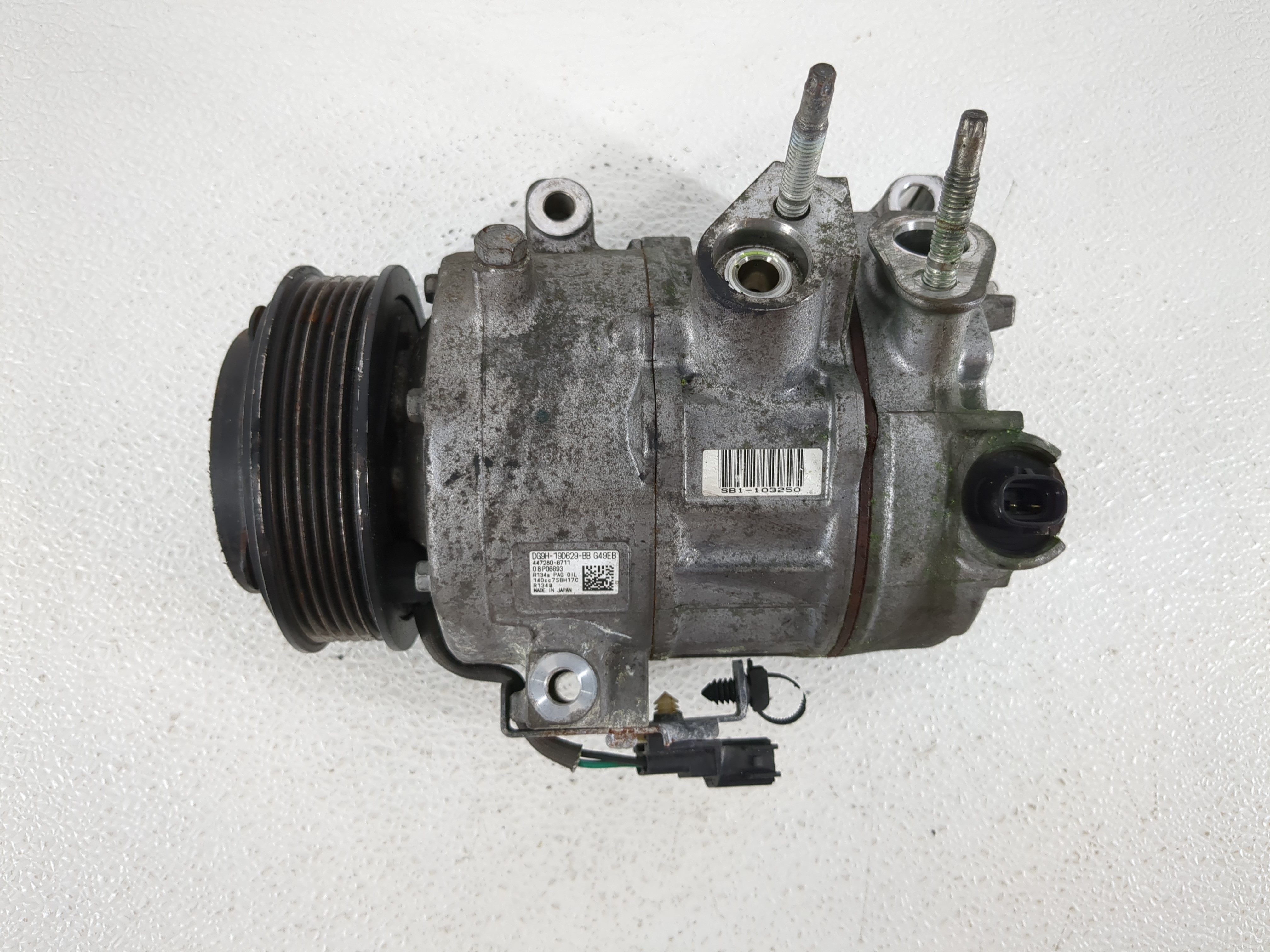2013 Ford Fusion Air Conditioning A/c Ac Compressor Oem 1142521 - Oemusedautoparts1.com