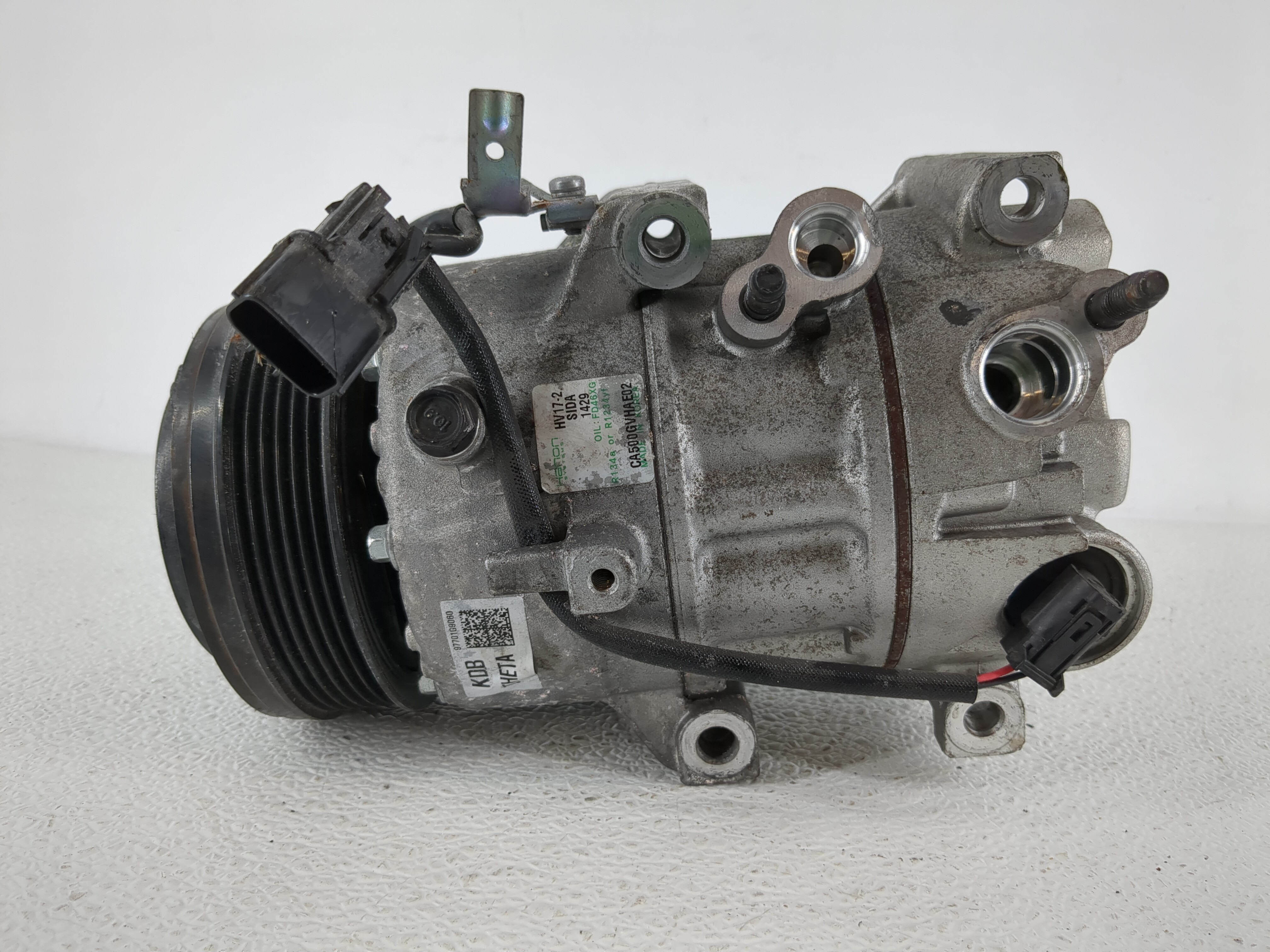 Picture of 2019-2021 Genesis G70 Air Conditioning A/c Ac Compressor Oem 1142555