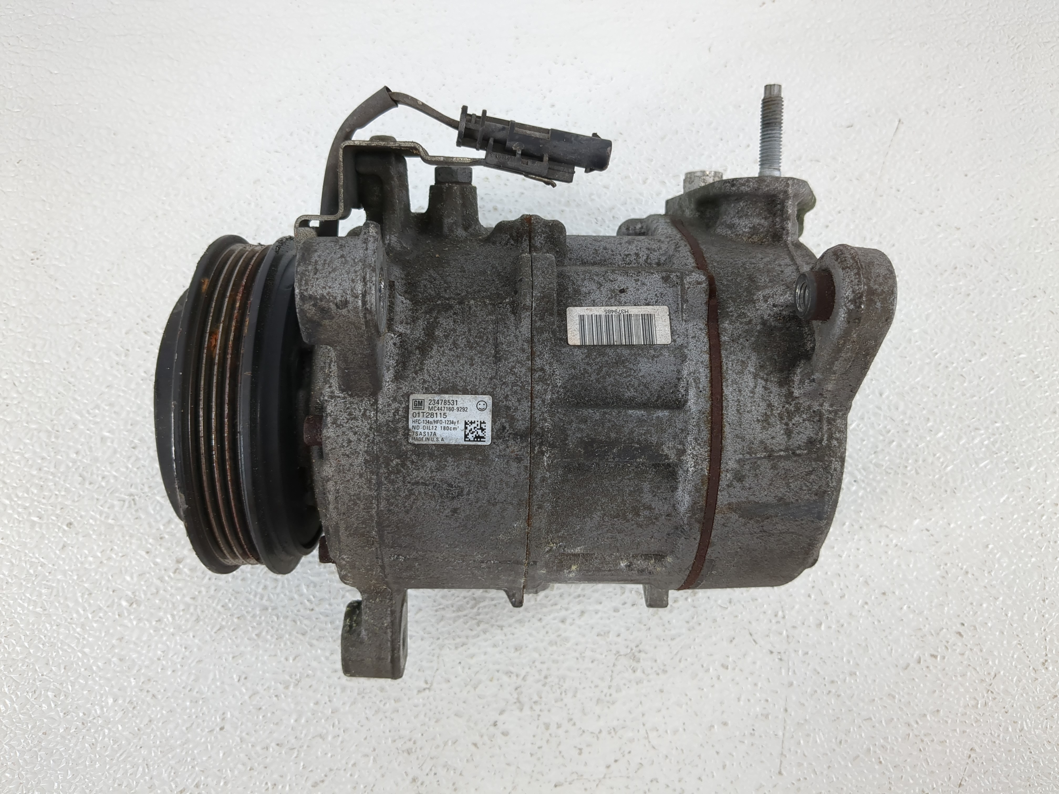 Picture of 2014 Chevrolet Silverado 1500 Air Conditioning A/c Ac Compressor Oem 1142574