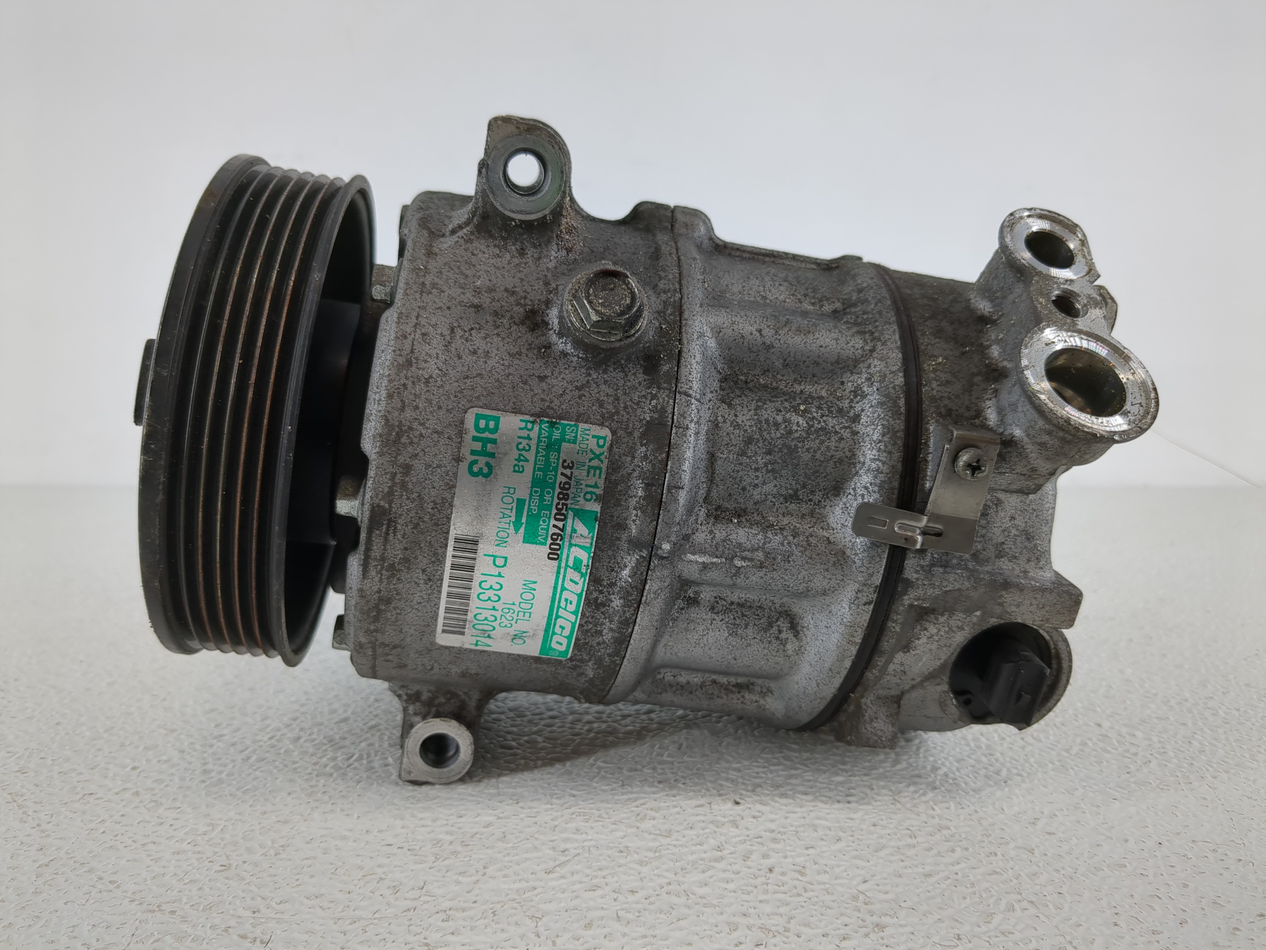 Picture of 2011-2011 Buick Regal Air Conditioning A/c Ac Compressor Oem 1142577