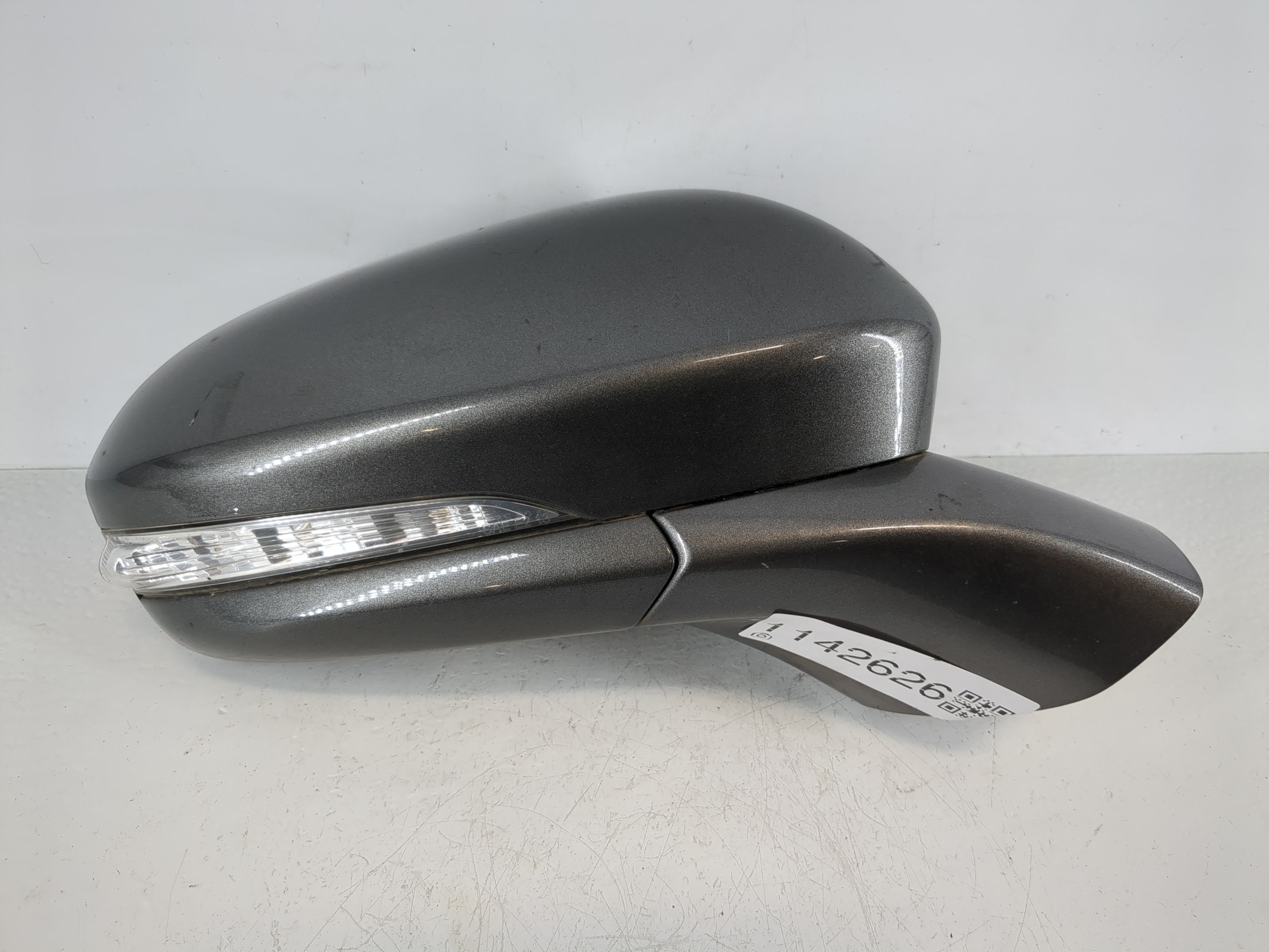 2013-2014 Ford Fusion Passenger Right Side View Power Door Mirror Grey 1142626 - Oemusedautoparts1.com