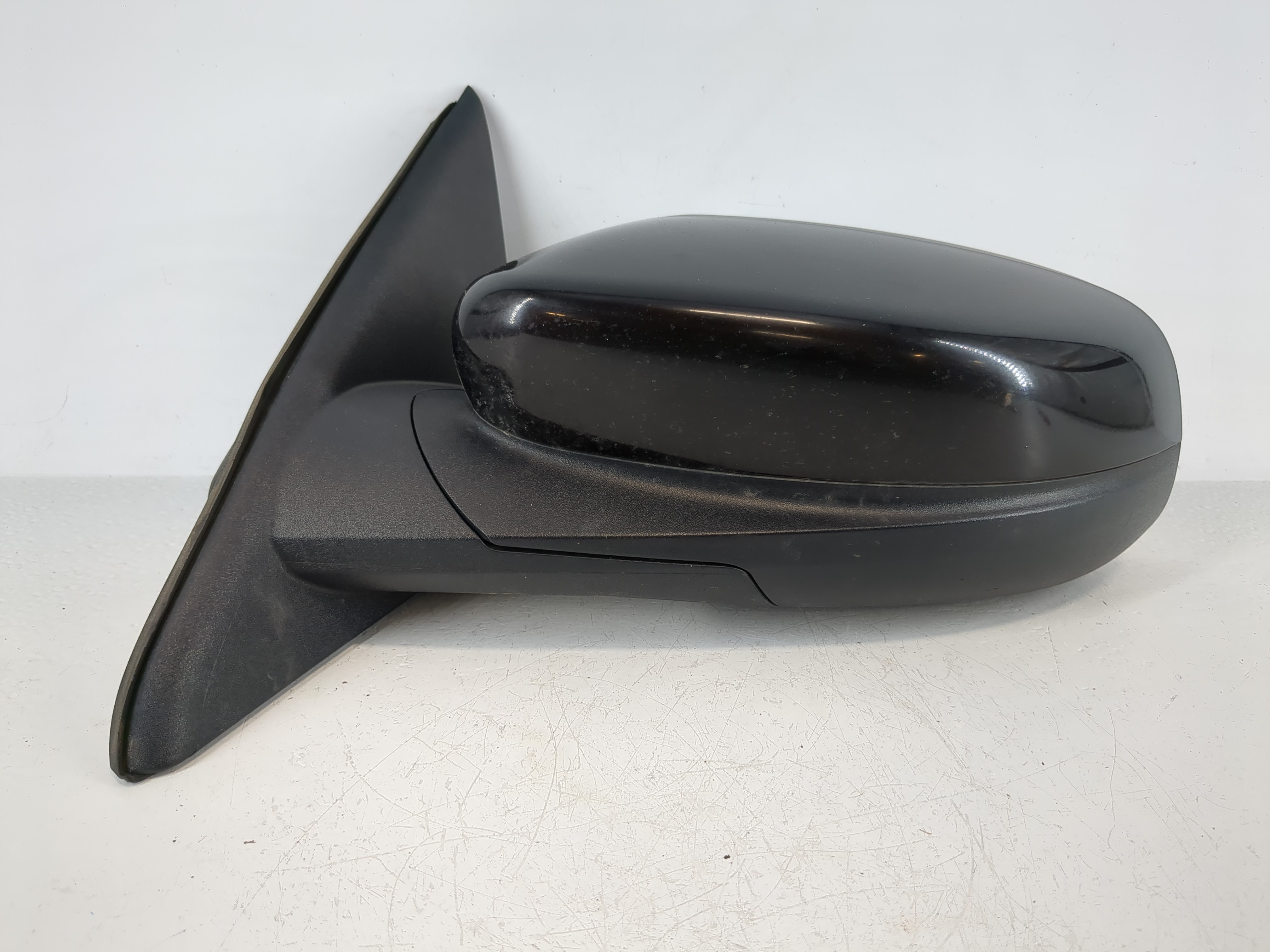 2010-2019 Ford Taurus Driver Left Side View Power Door Mirror Black 1142630 - Oemusedautoparts1.com