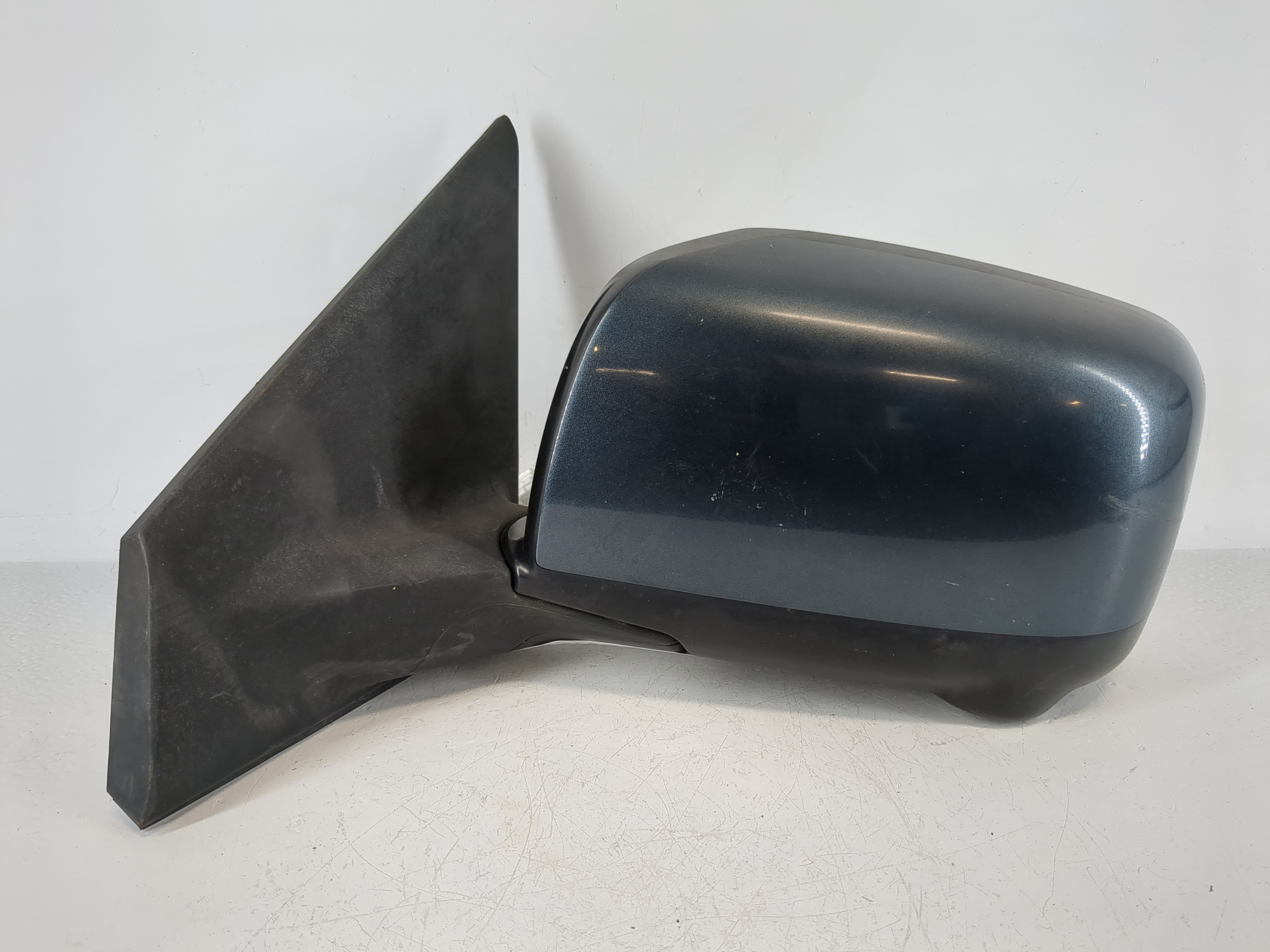 2012-2015 Nissan Rogue Driver Left Side View Power Door Mirror Green 1142636 - Oemusedautoparts1.com
