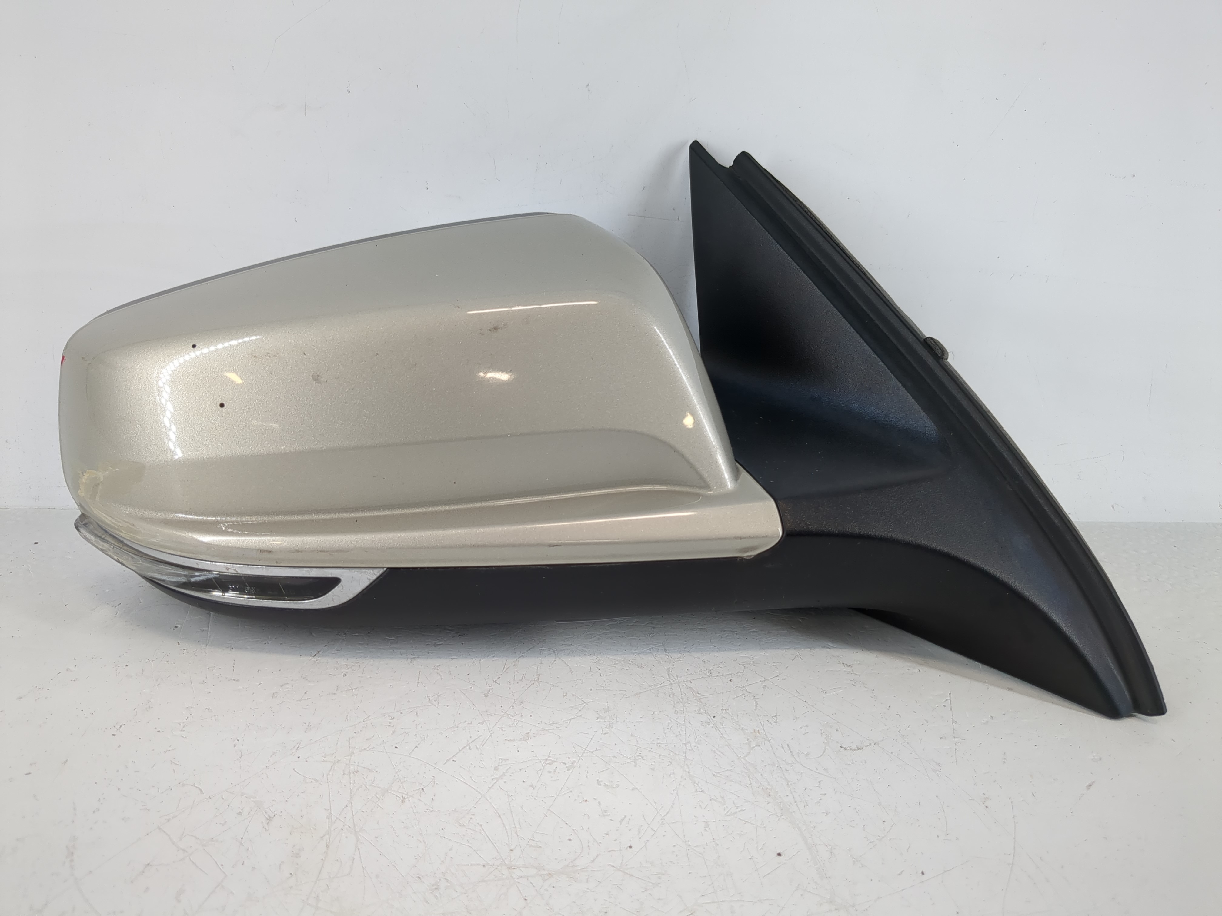 Picture of 2014-2016 Chevrolet Malibu Passenger Right Side View Power Door Mirror 1142638