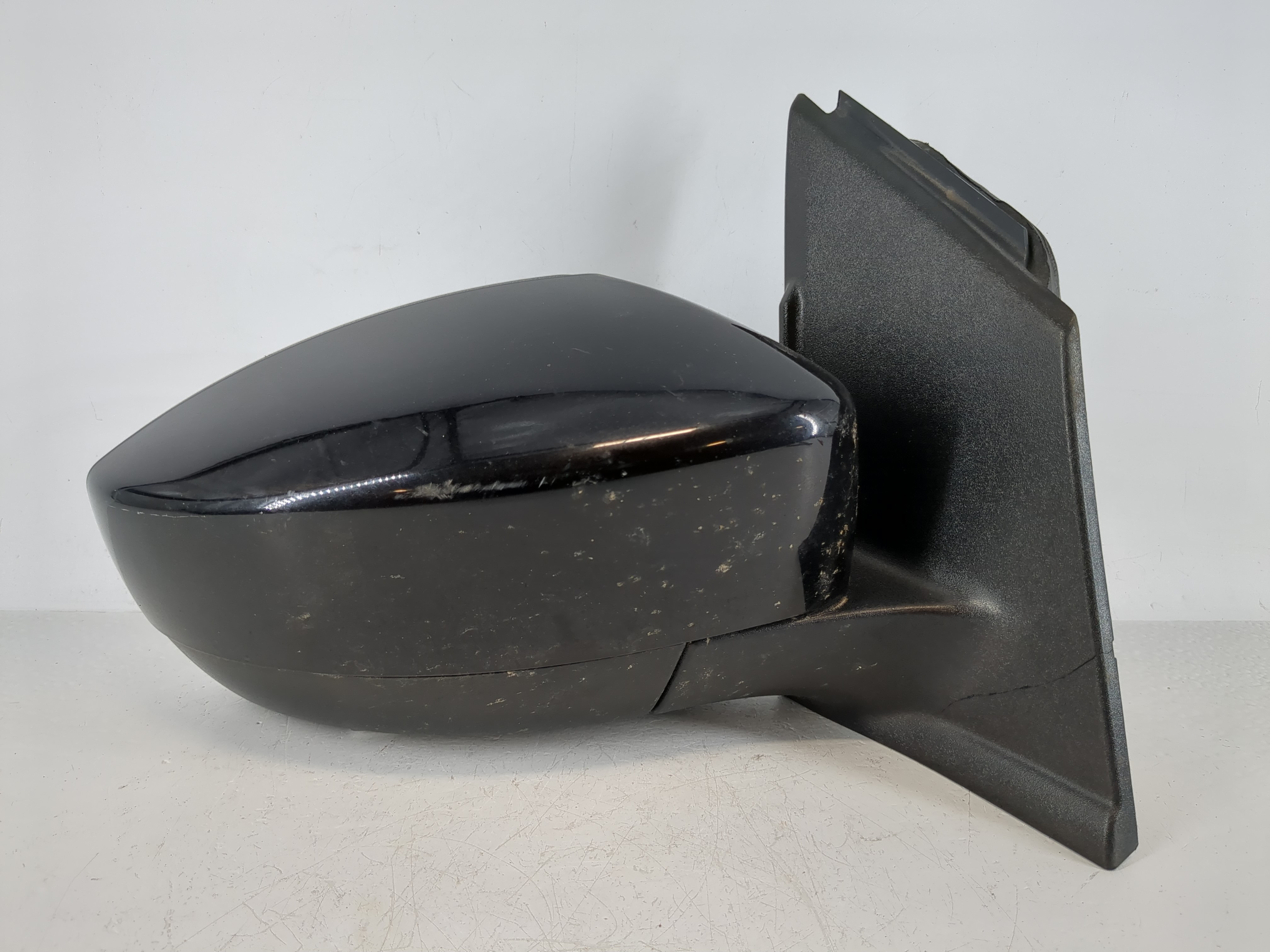2017-2019 Ford Escape Passenger Right Side View Power Door Mirror Black 1142651 - Oemusedautoparts1.com