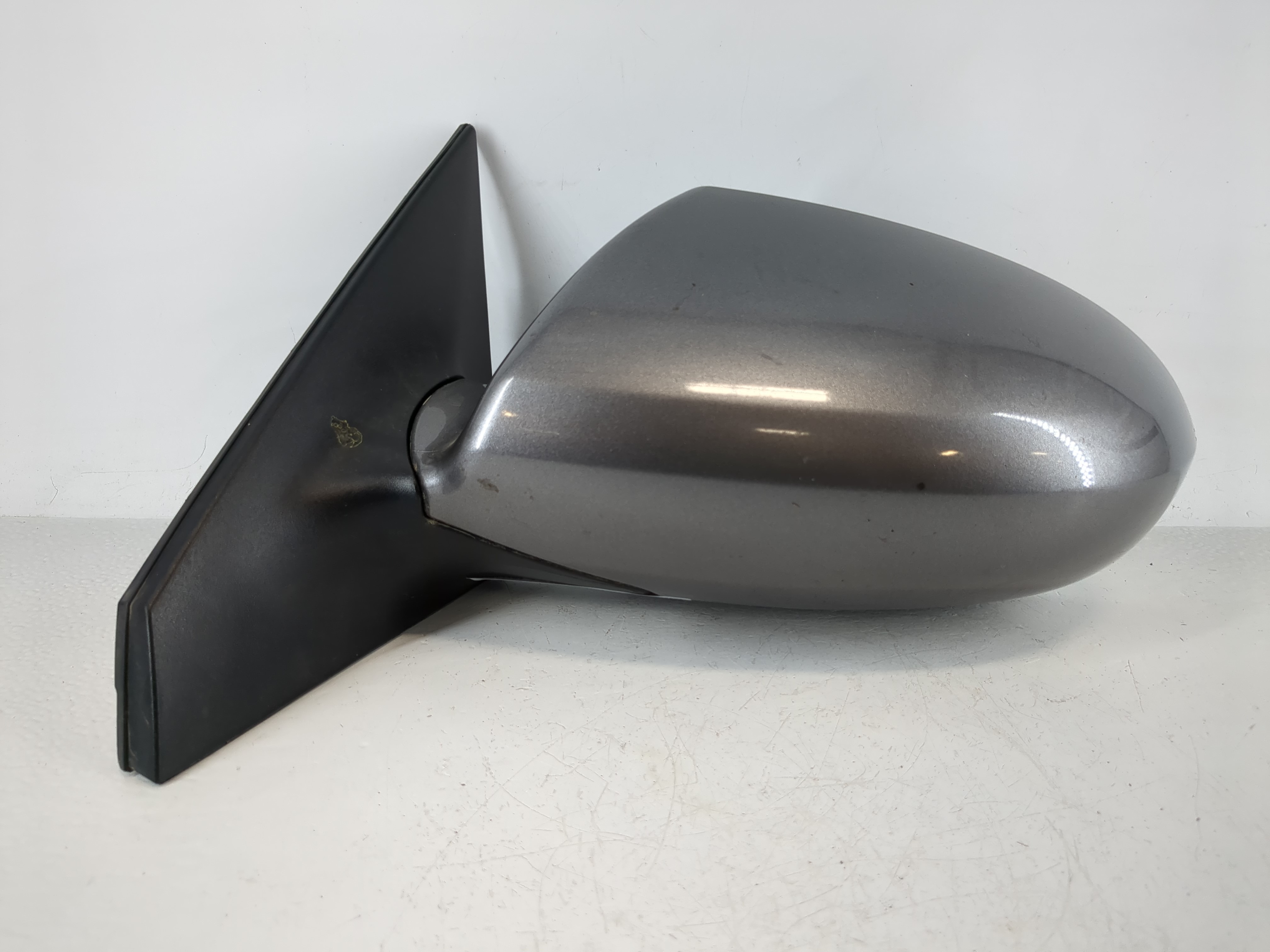 2011-2016 Kia Sportage Driver Left Side View Power Door Mirror Grey 1142654 - Oemusedautoparts1.com