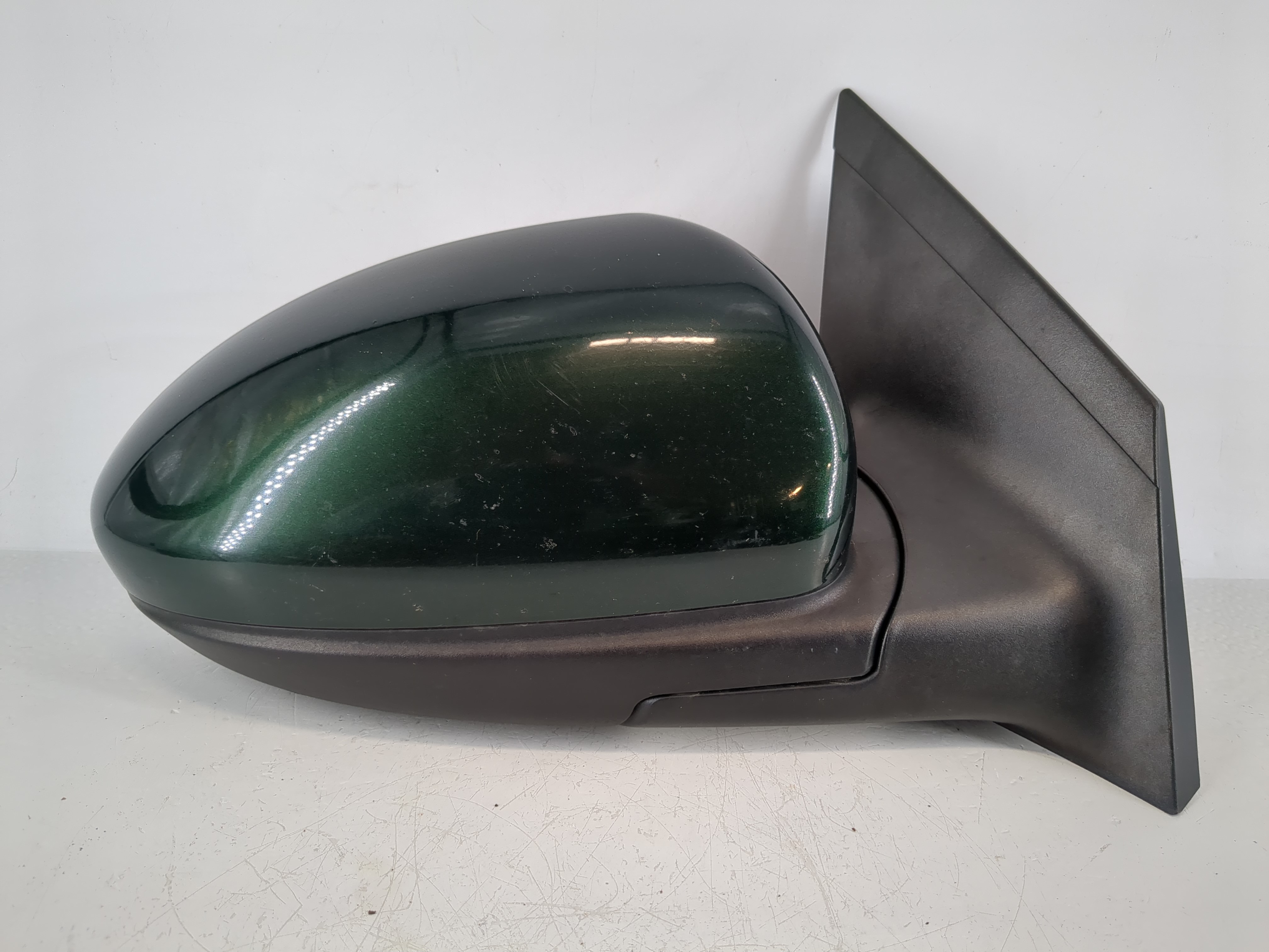 Picture of 2011-2016 Chevrolet Cruze Passenger Right Side View Power Door Mirror 1142660