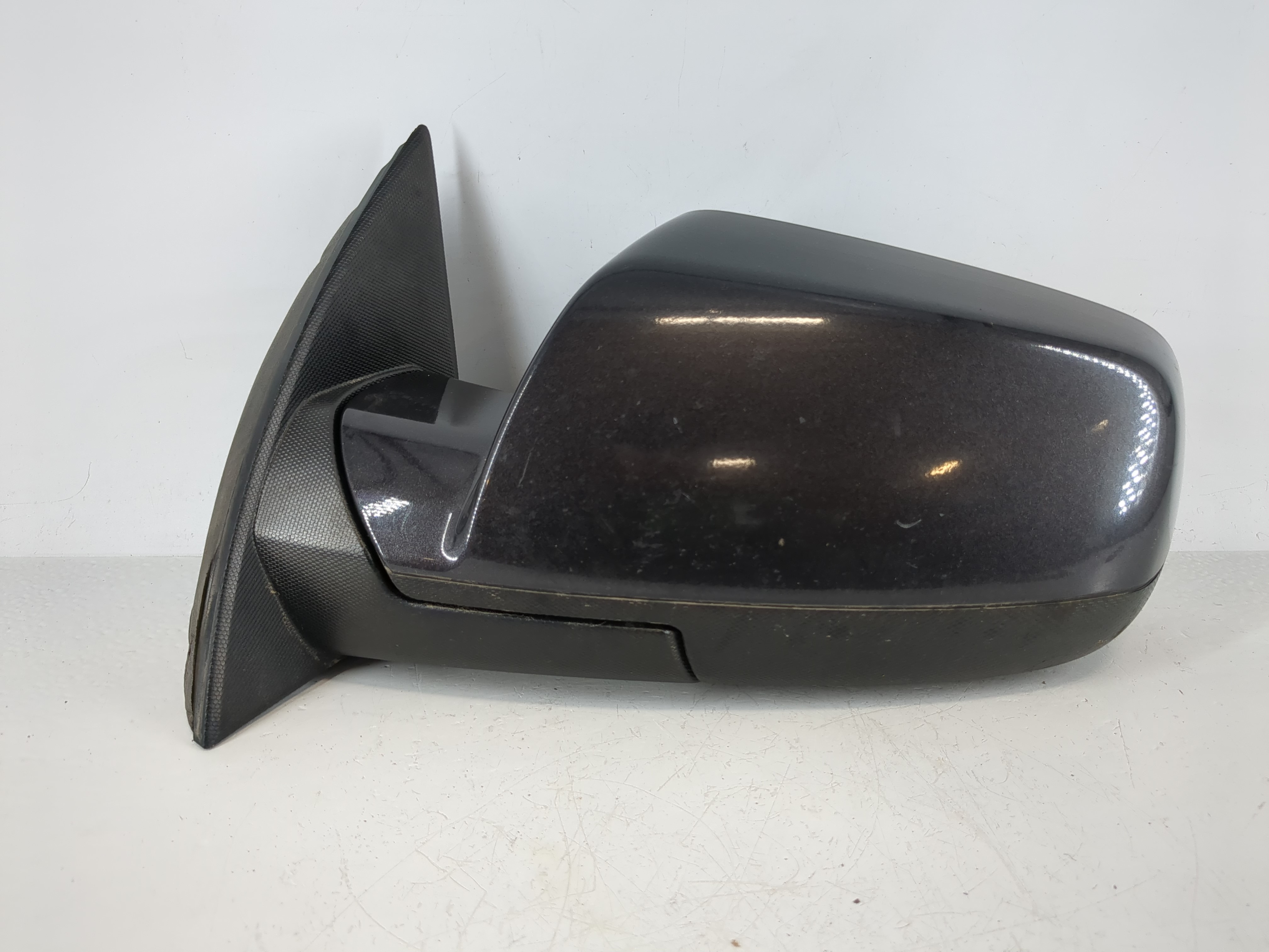 2015-2017 Chevrolet Equinox Driver Left Side View Power Door Mirror 1142676 - Oemusedautoparts1.com