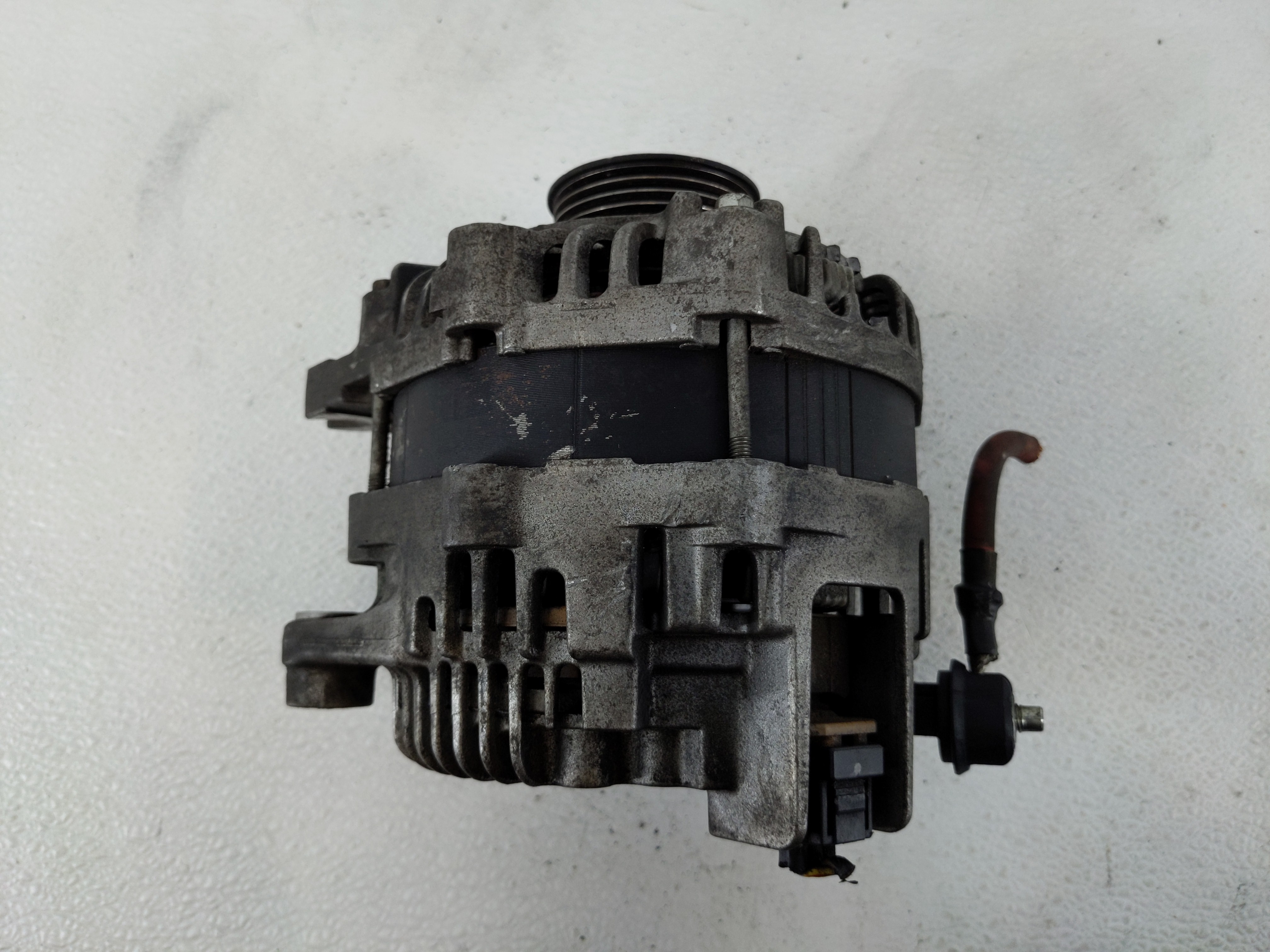 2011 Ford Explorer Alternator Generator Charging Assembly Engine Oem 1142799 - Oemusedautoparts1.com