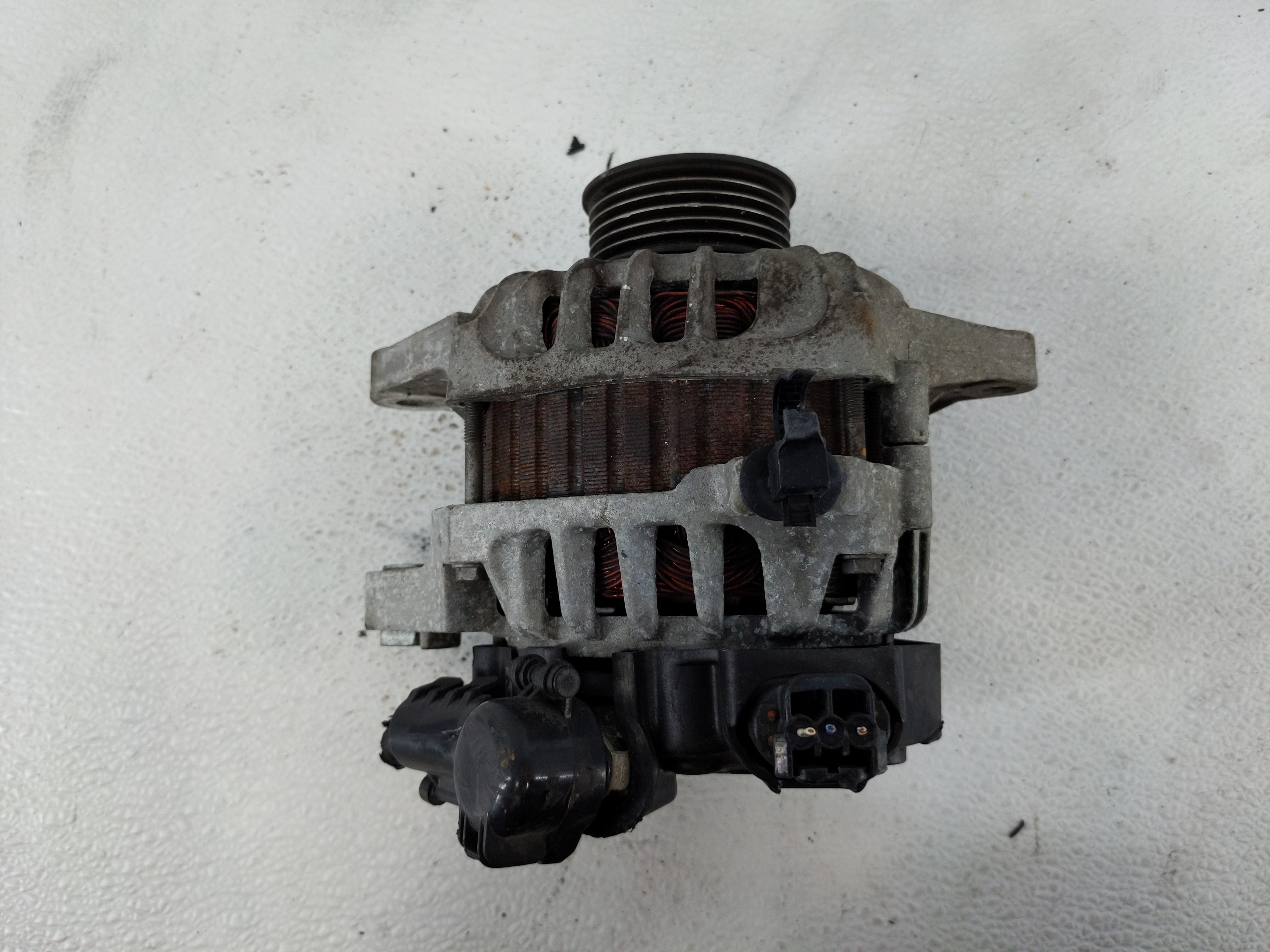Picture of 2012 Hyundai Veloster Alternator Generator Charging Assembly Engine Oem 1142803