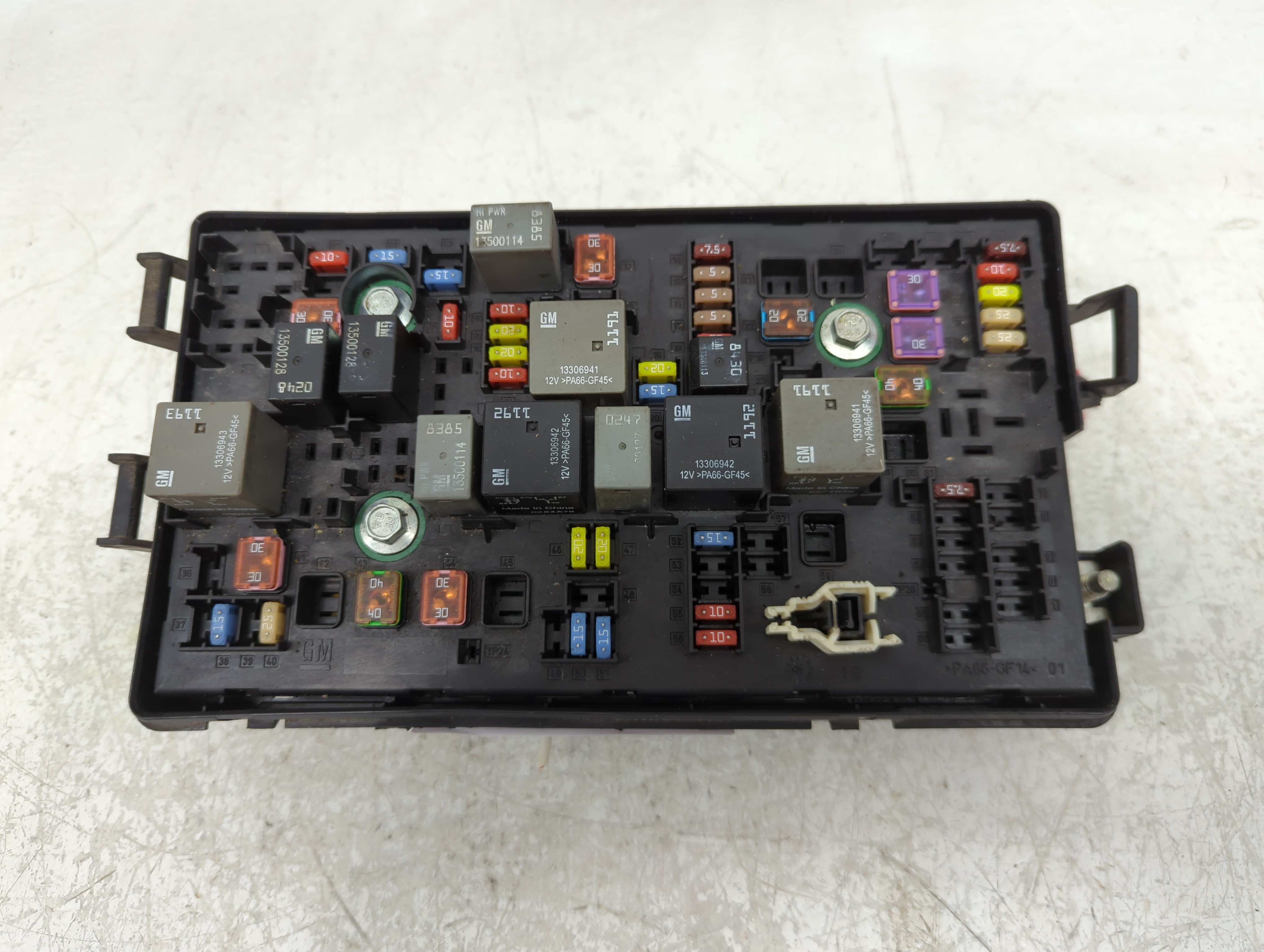 2010-2011 Chevrolet Camaro Fusebox Fuse Box Relay Module 22765979-01 1142827 - Oemusedautoparts1.com