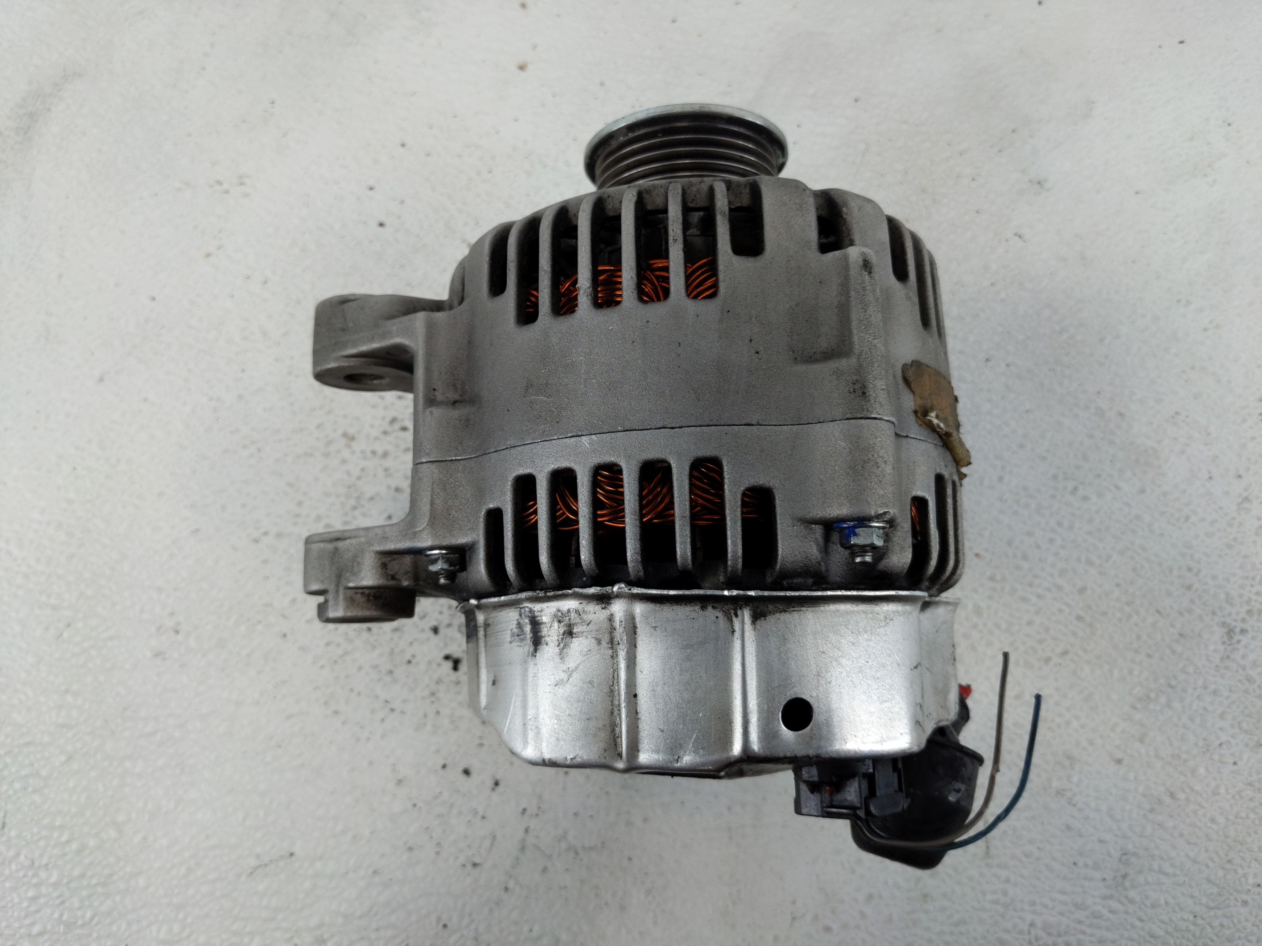 Picture of 2009 Hyundai Genesis Alternator Generator Charging Assembly Engine Oem 1142847