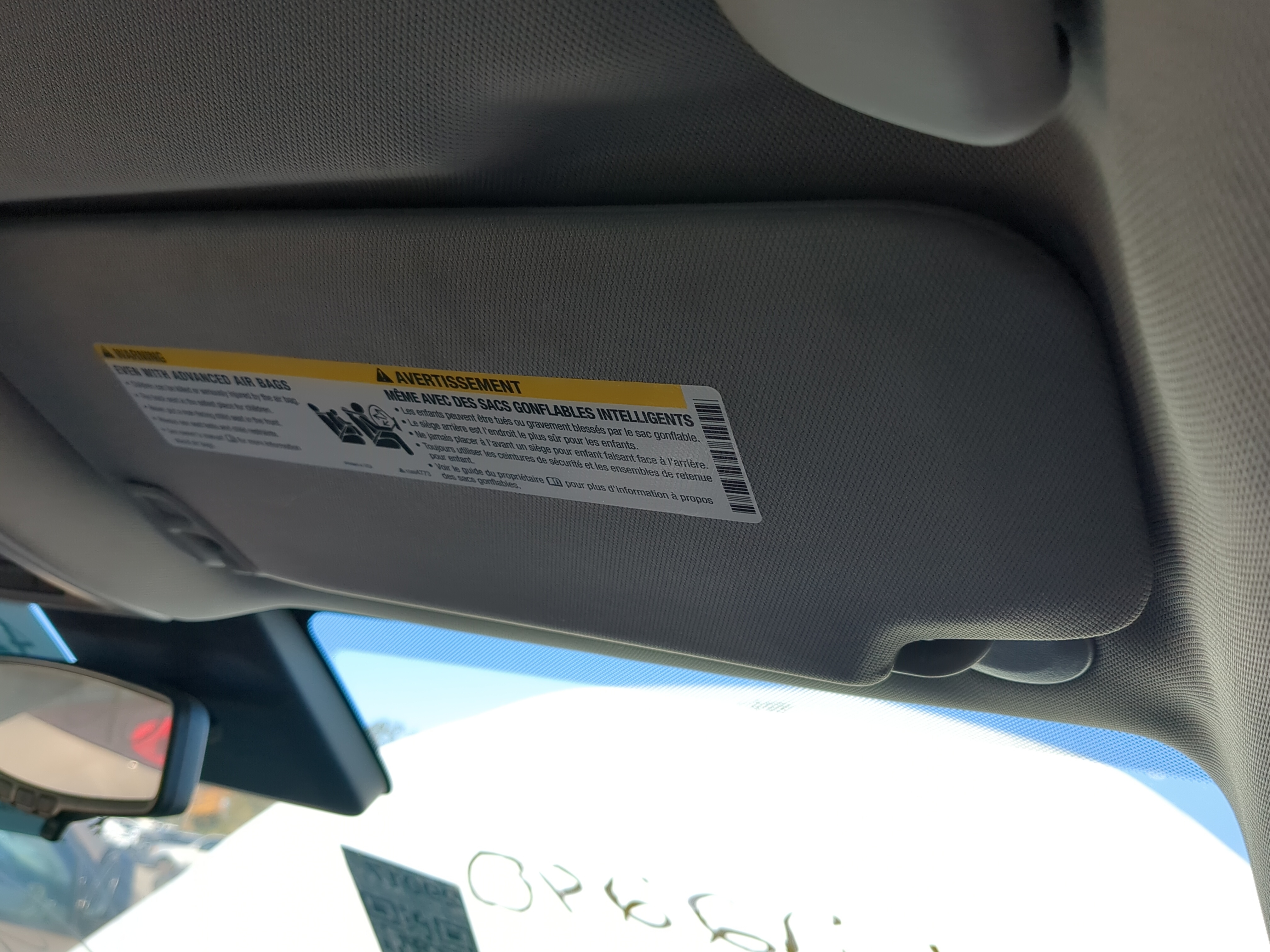 2010-2017 Chevrolet Equinox Passenger Sun Visor Mirror Right Sunvisor 1143076 - Oemusedautoparts1.com