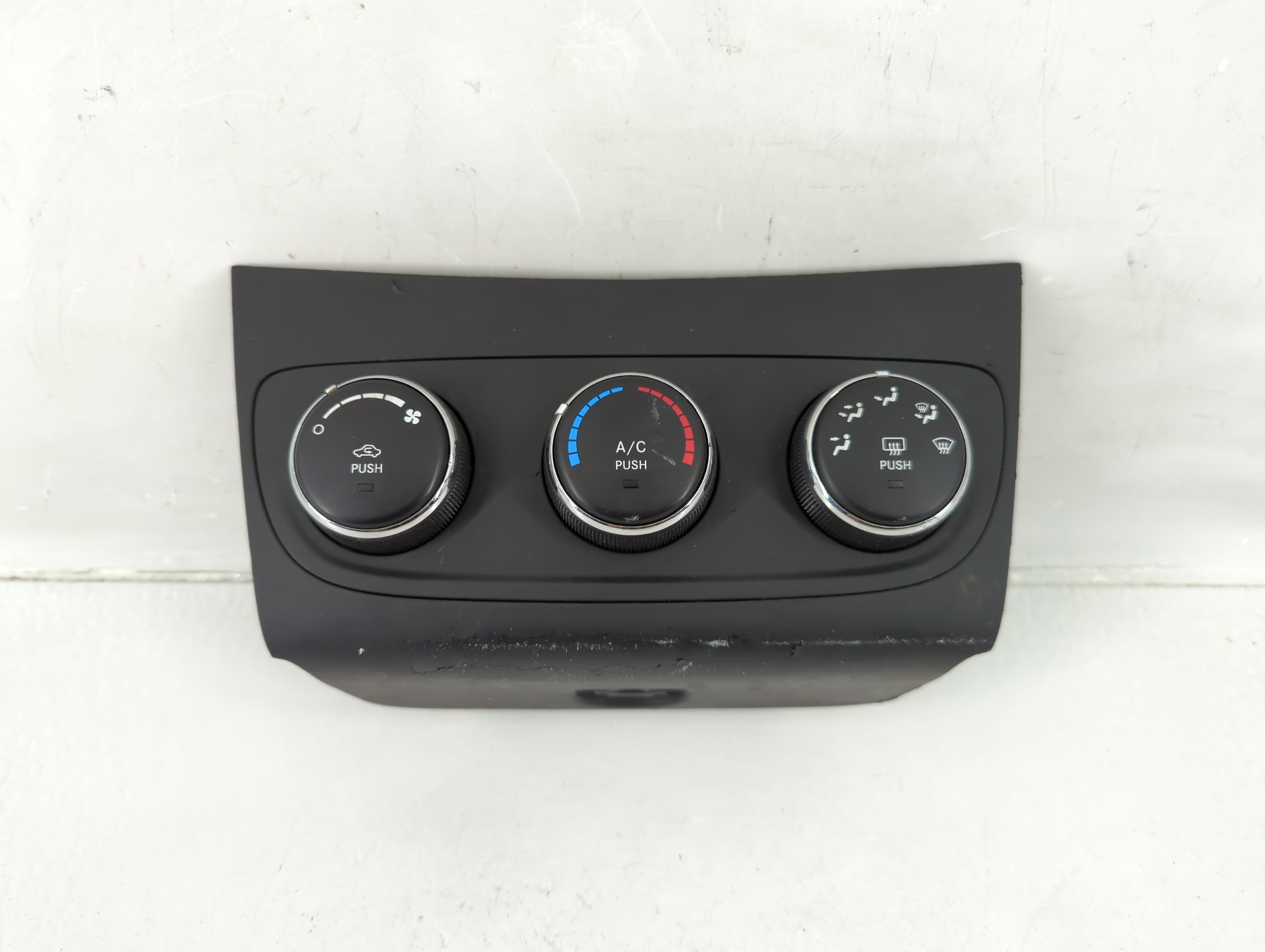 Picture of 2010-2014 Dodge Avenger Ac Heater Climate Control P55111949ac 1143125