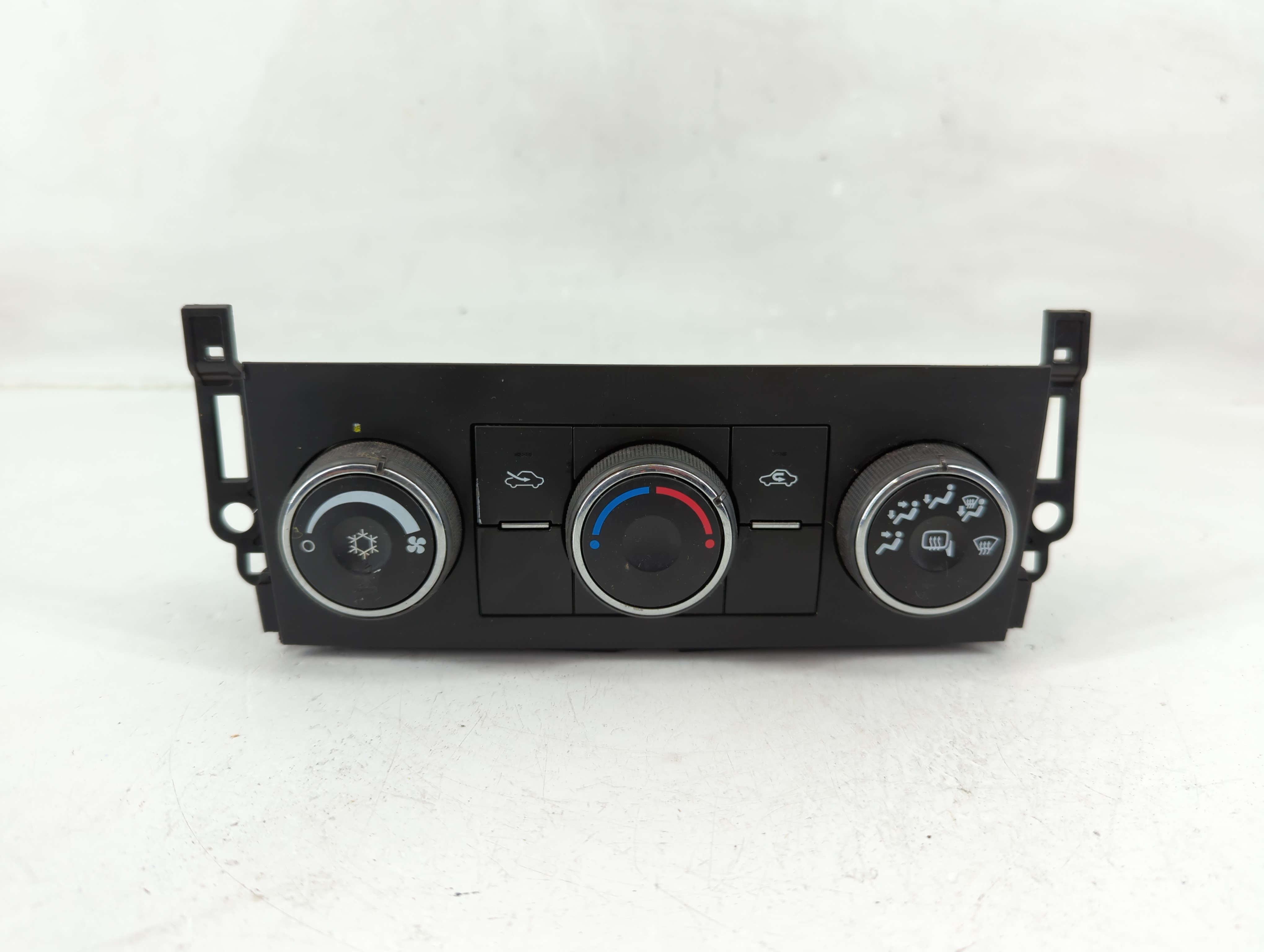 2010-2011 Chevrolet Silverado 1500 Ac Heater Climate Control 22807247 1143127 - Oemusedautoparts1.com