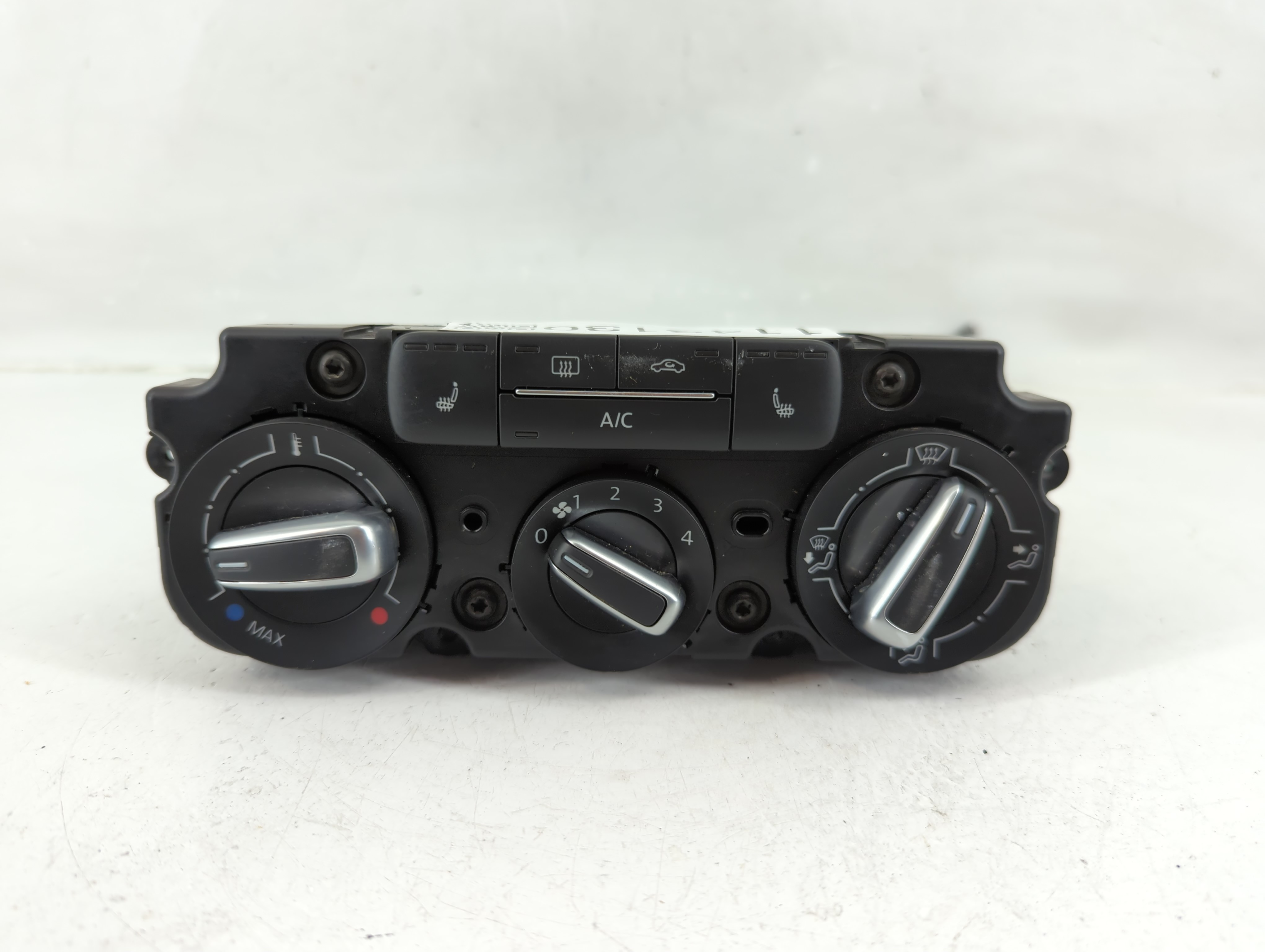 2011-2014 Volkswagen Jetta Ac Heater Climate Control 90151-907 1143130 - Oemusedautoparts1.com