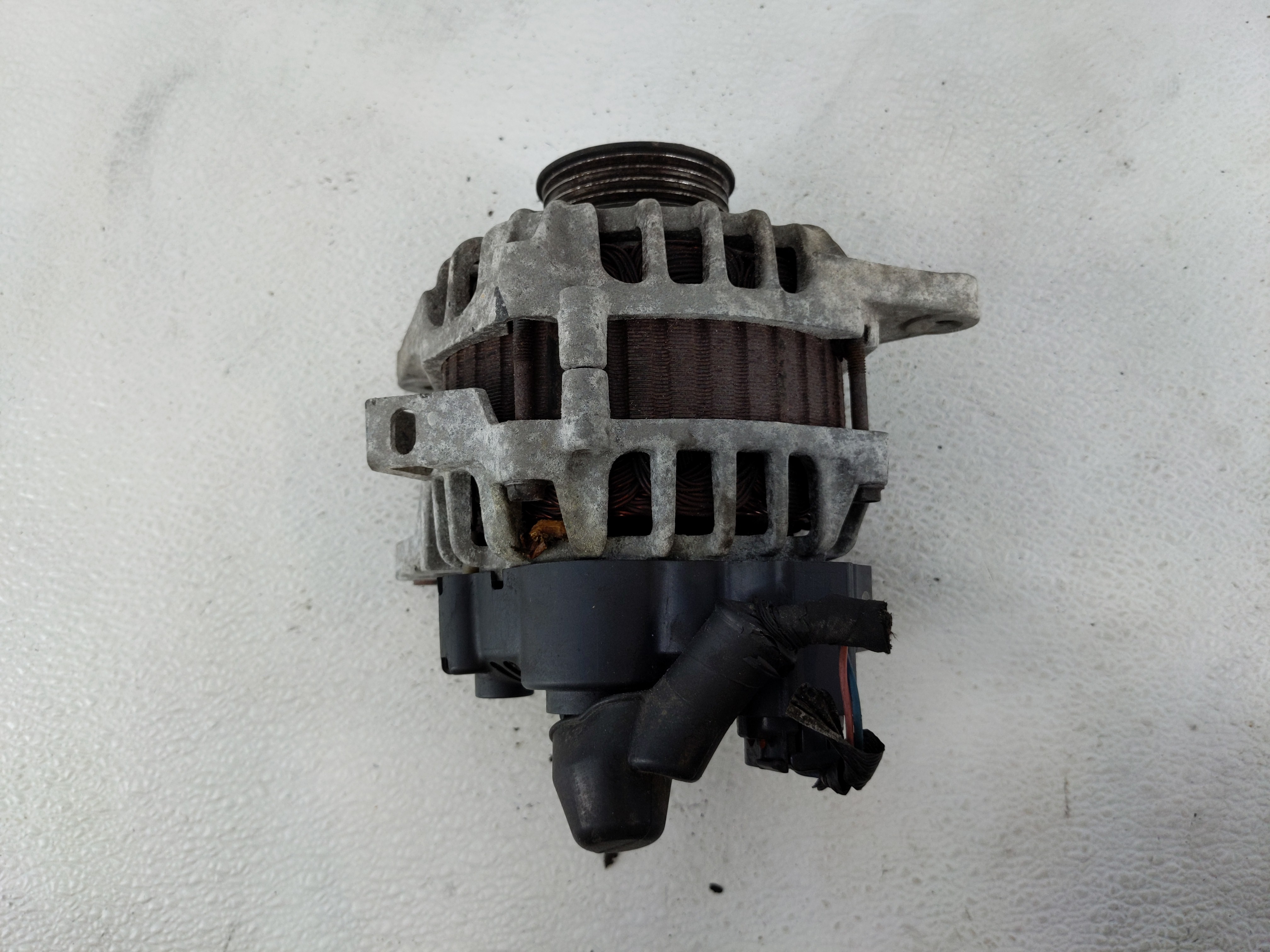 2010-2011 Kia Soul Alternator Generator Charging Assembly Engine Oem 1143149 - Oemusedautoparts1.com