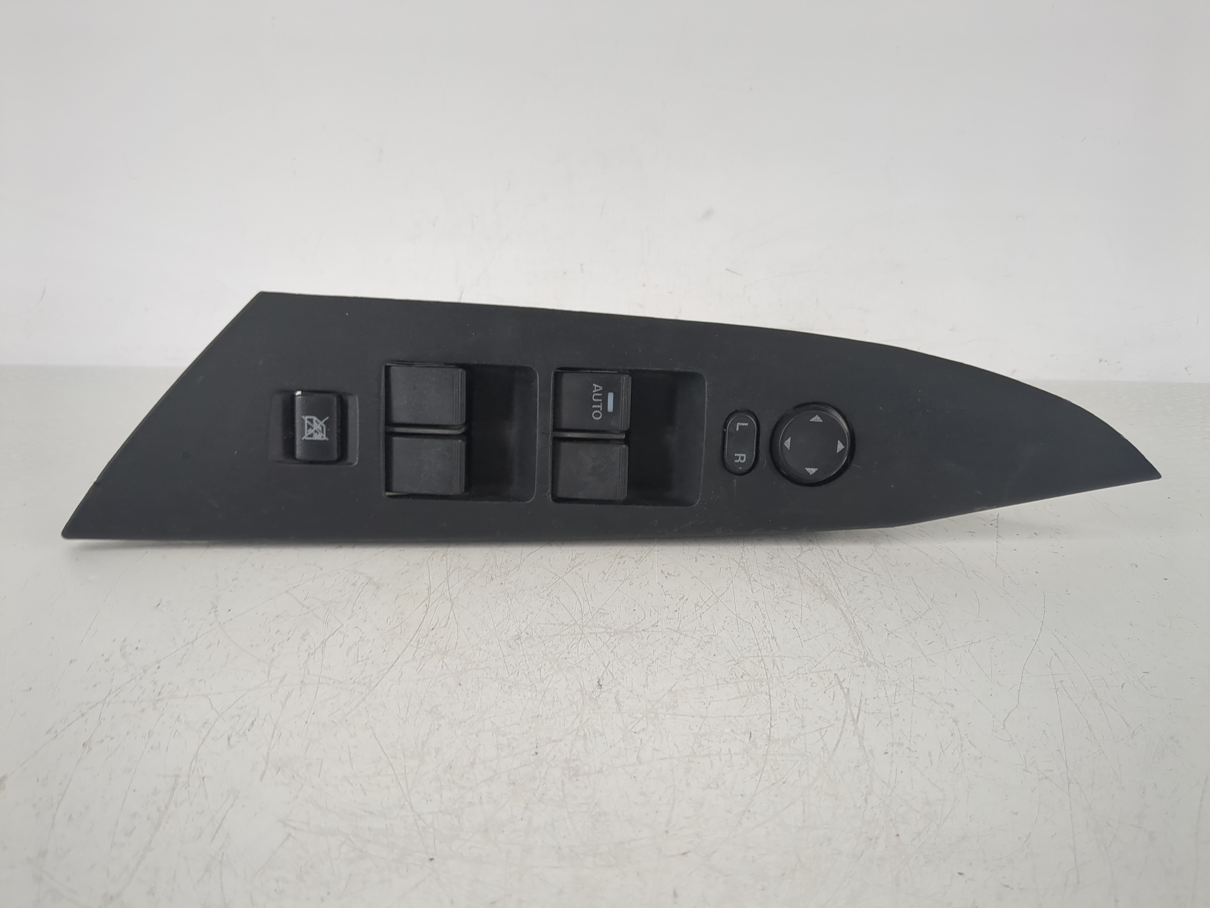 2010-2013 Mazda 3 Driver Left Door Master Power Window Switch 1143157 - Oemusedautoparts1.com