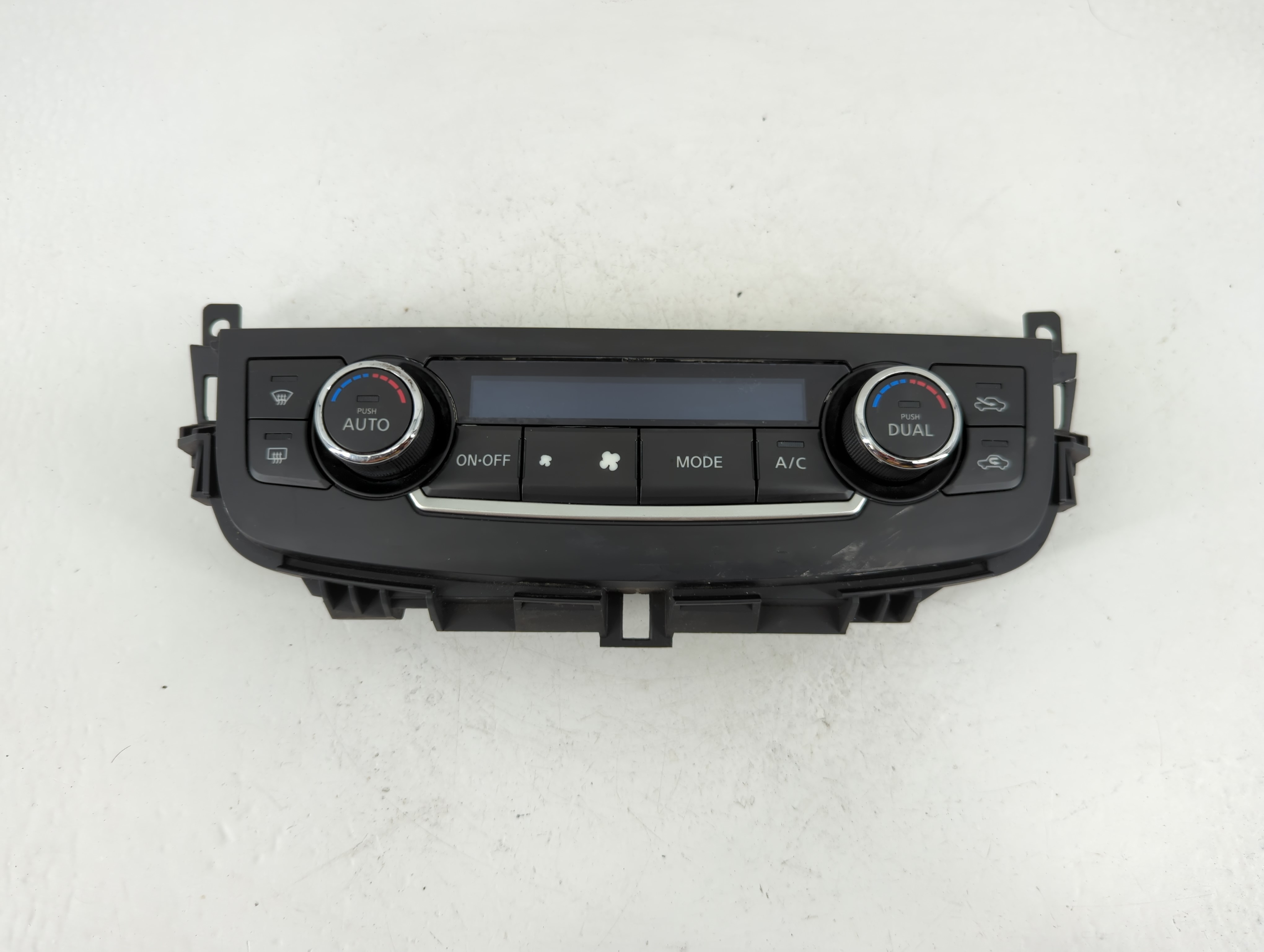 2016-2018 Nissan Altima Ac Heater Climate Control 27500 9sh0a 1143322 - Oemusedautoparts1.com