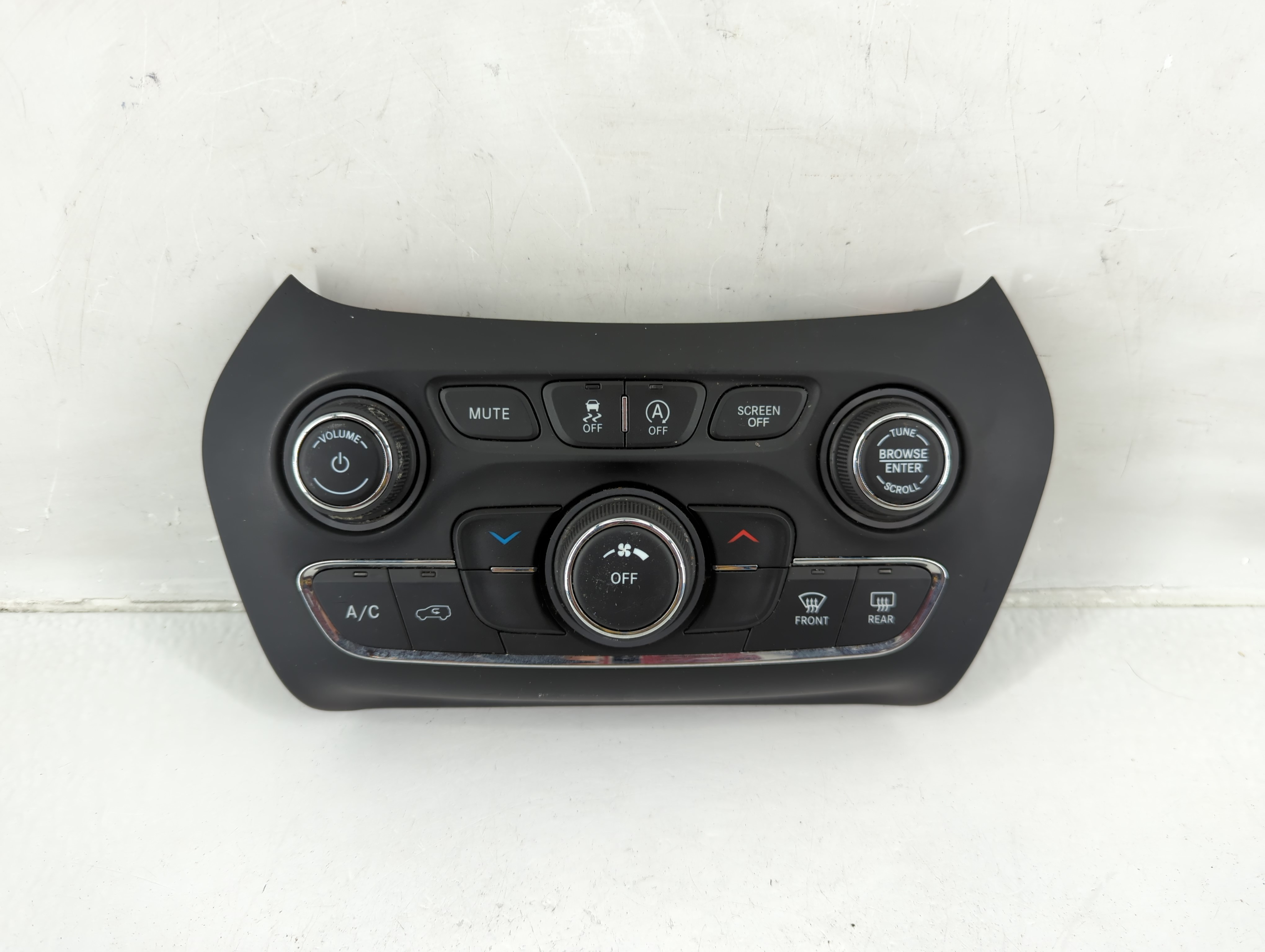 Picture of 2019-2022 Jeep Cherokee Ac Heater Climate Control 68285938af 1143460