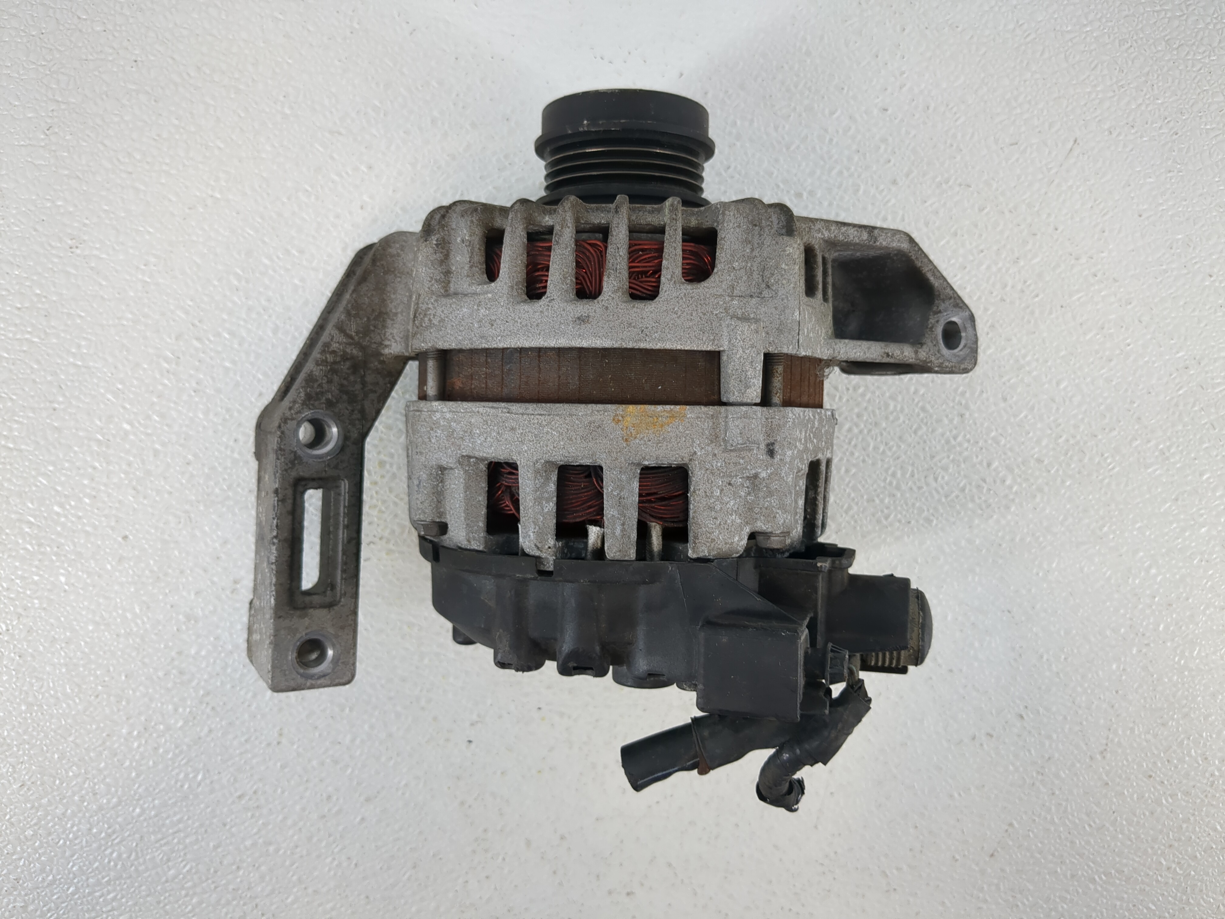 2012-2018 Ford Focus Alternator Generator Charging Assembly Engine Oem 1143480 - Oemusedautoparts1.com
