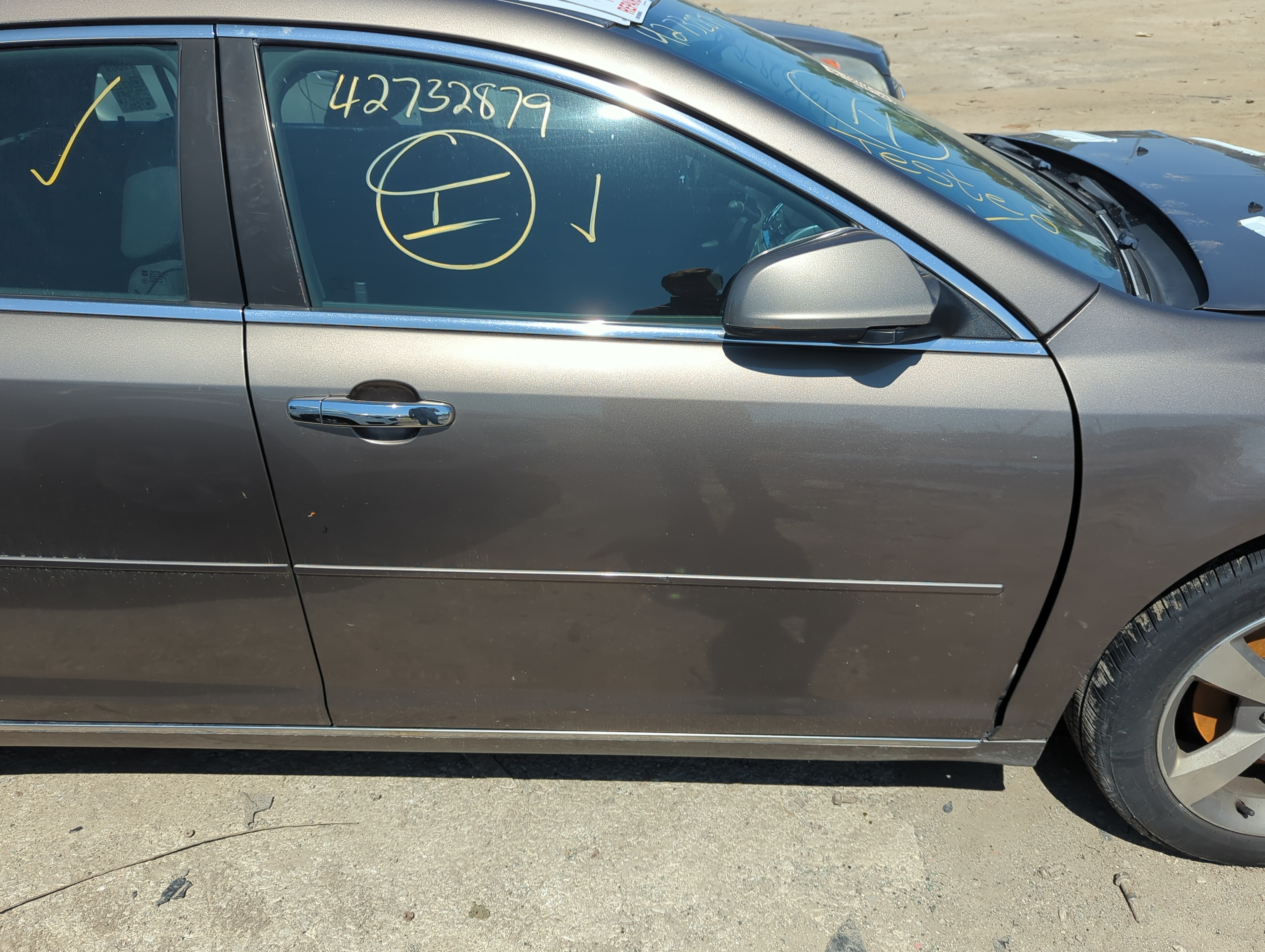 2008-2012 Chevrolet Malibu Passenger Front Door Oem 1143524 - Oemusedautoparts1.com