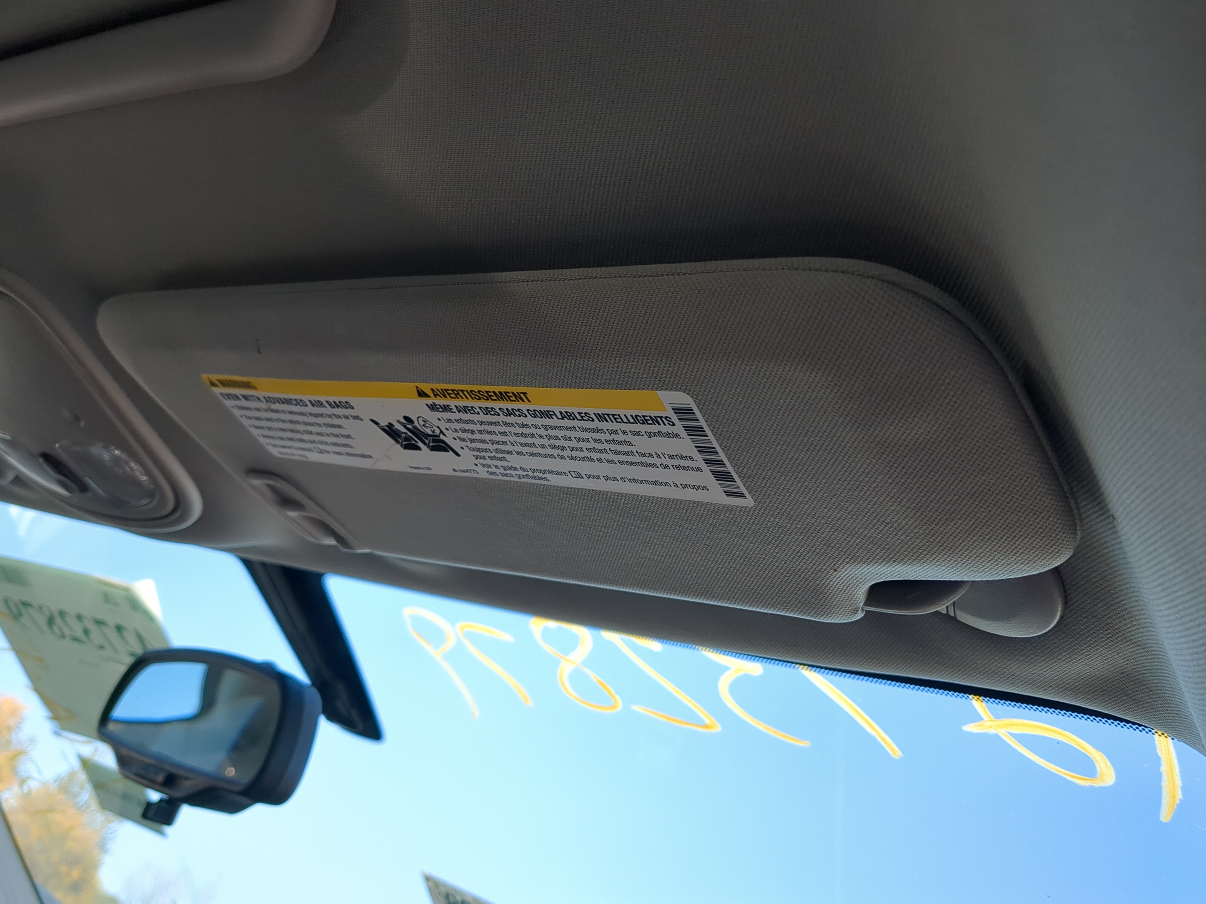 2004-2012 Chevrolet Malibu Passenger Sun Visor Mirror Right Sunvisor 1143593 - Oemusedautoparts1.com