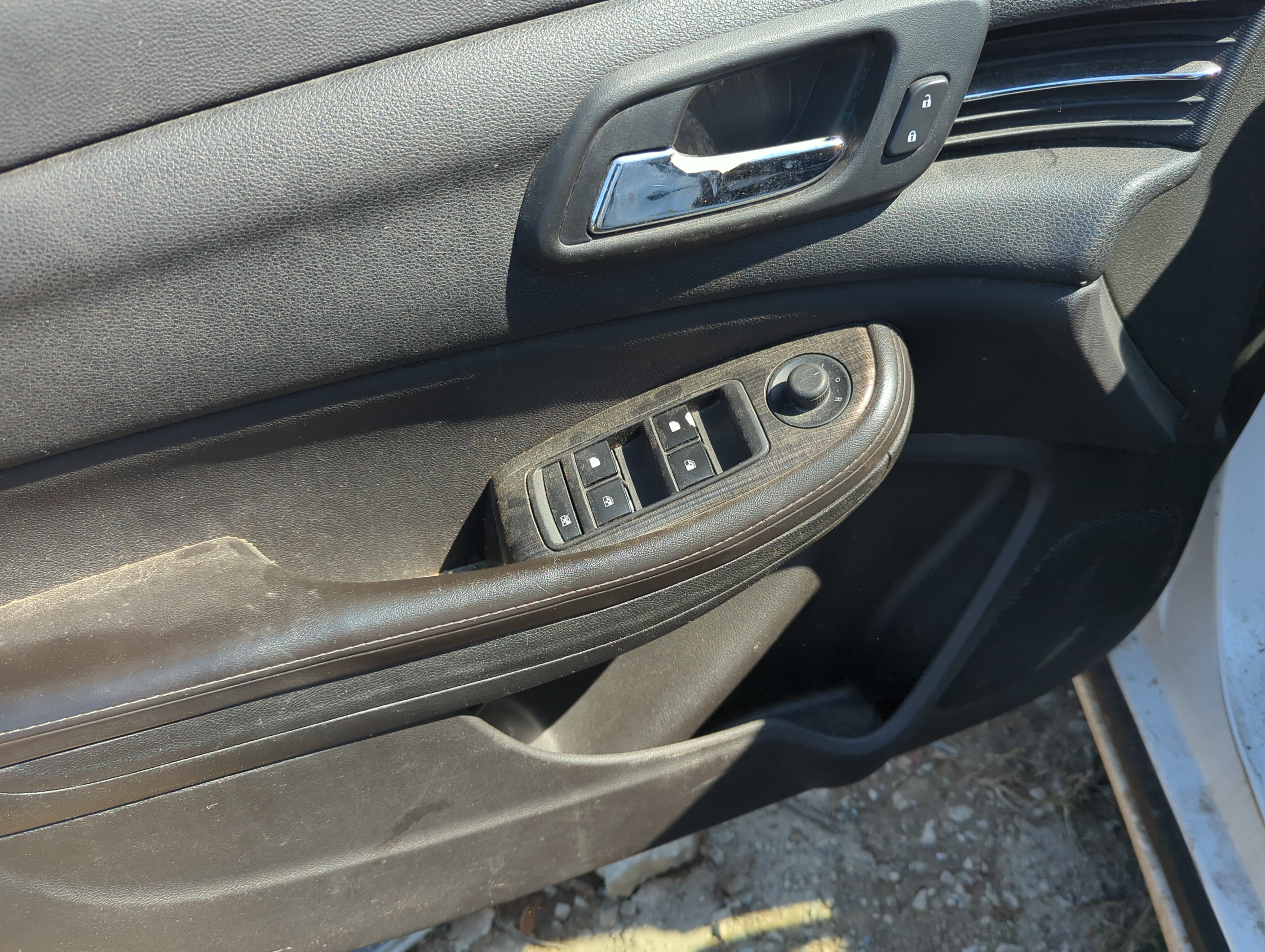 Picture of 2014-2016 Chevrolet Malibu Driver Left Door Master Power Window Switch 1143695