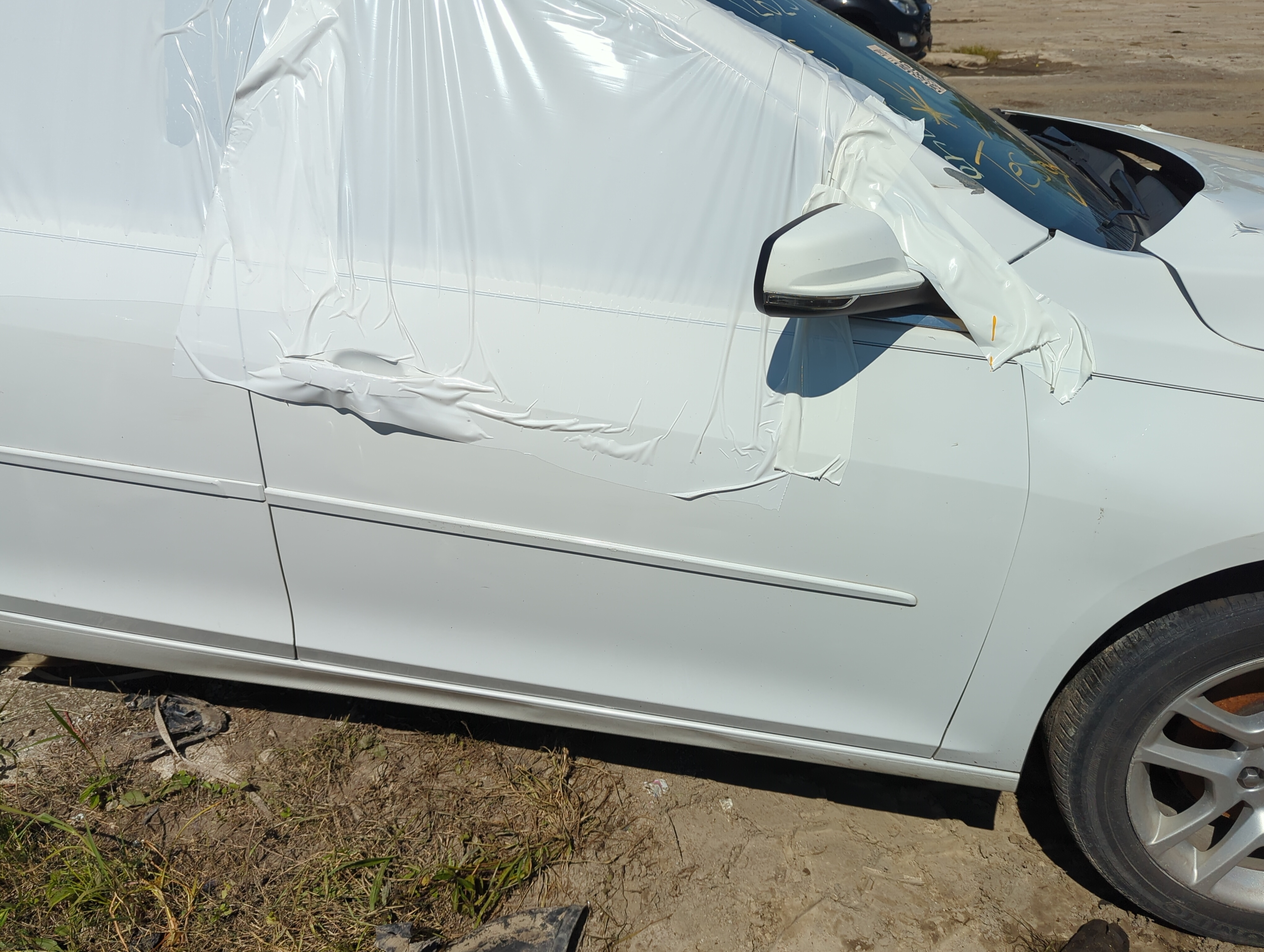 Picture of 2014-2016 Chevrolet Malibu Passenger Front Door Oem 1143708