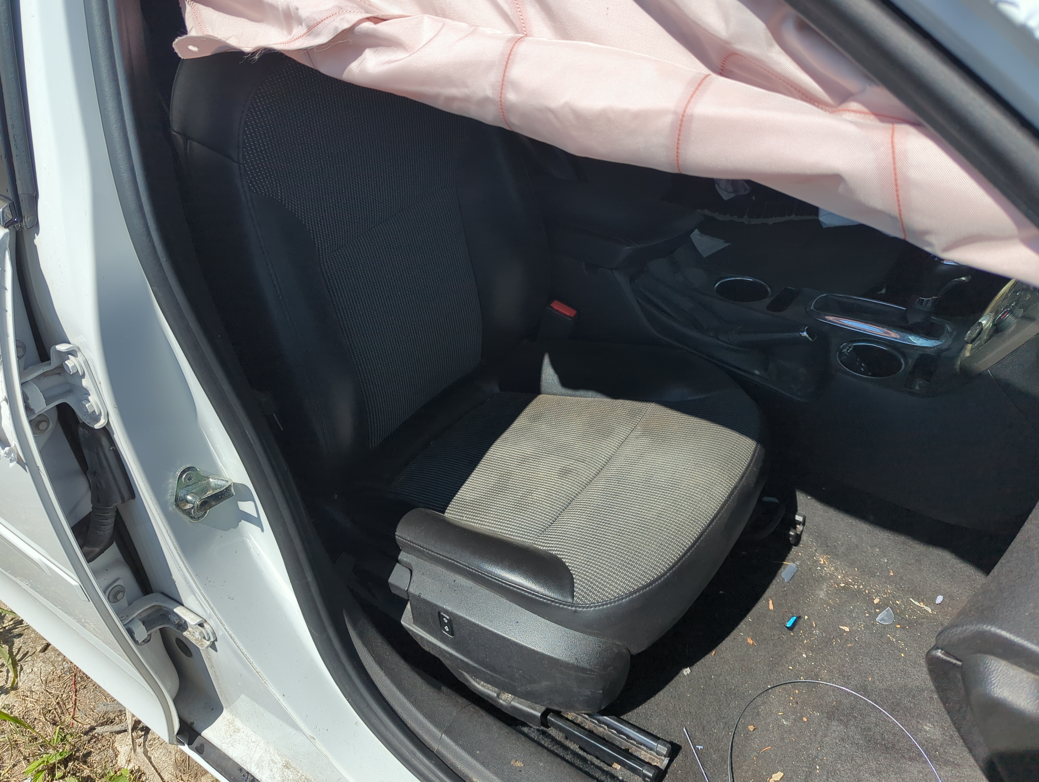 2014-2015 Chevrolet Malibu Passenger Front Seat Oem 1143761 - Oemusedautoparts1.com