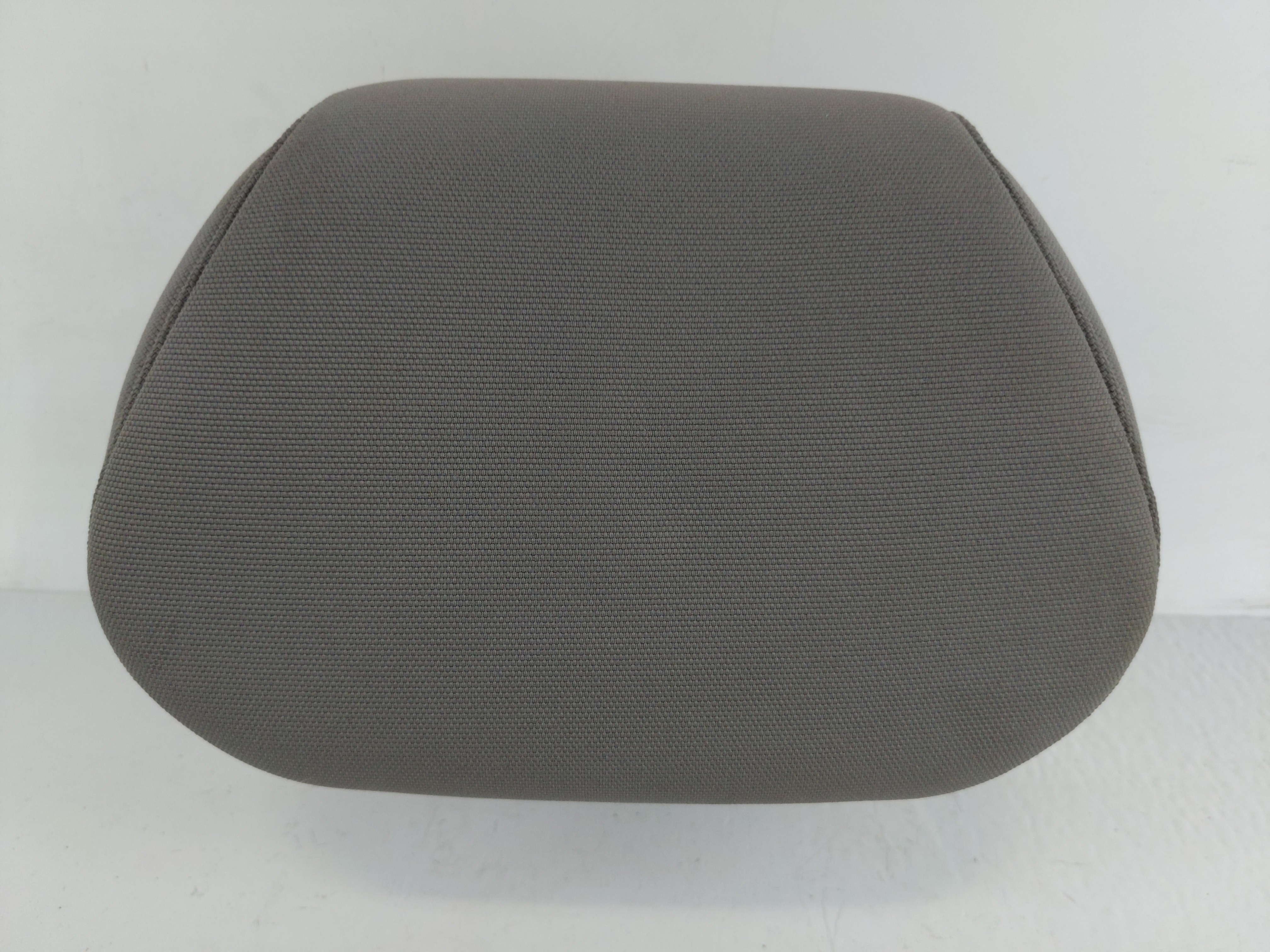 Picture of 2012-2014 Hyundai Accent Headrest Head Rest Front Driver Passenger Seat 1143829