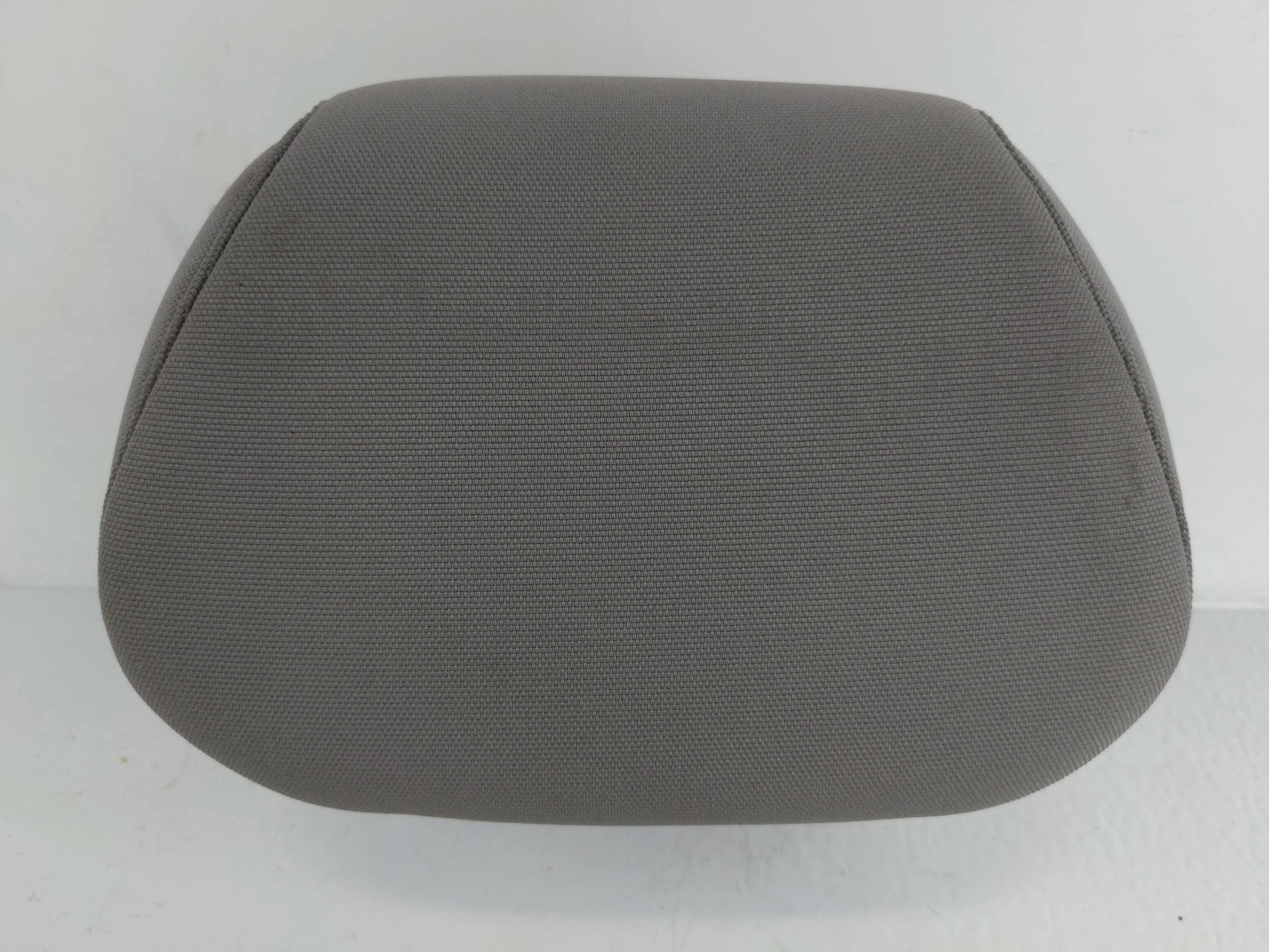 Picture of 2012-2014 Hyundai Accent Headrest Head Rest Front Driver Passenger Seat 1143832