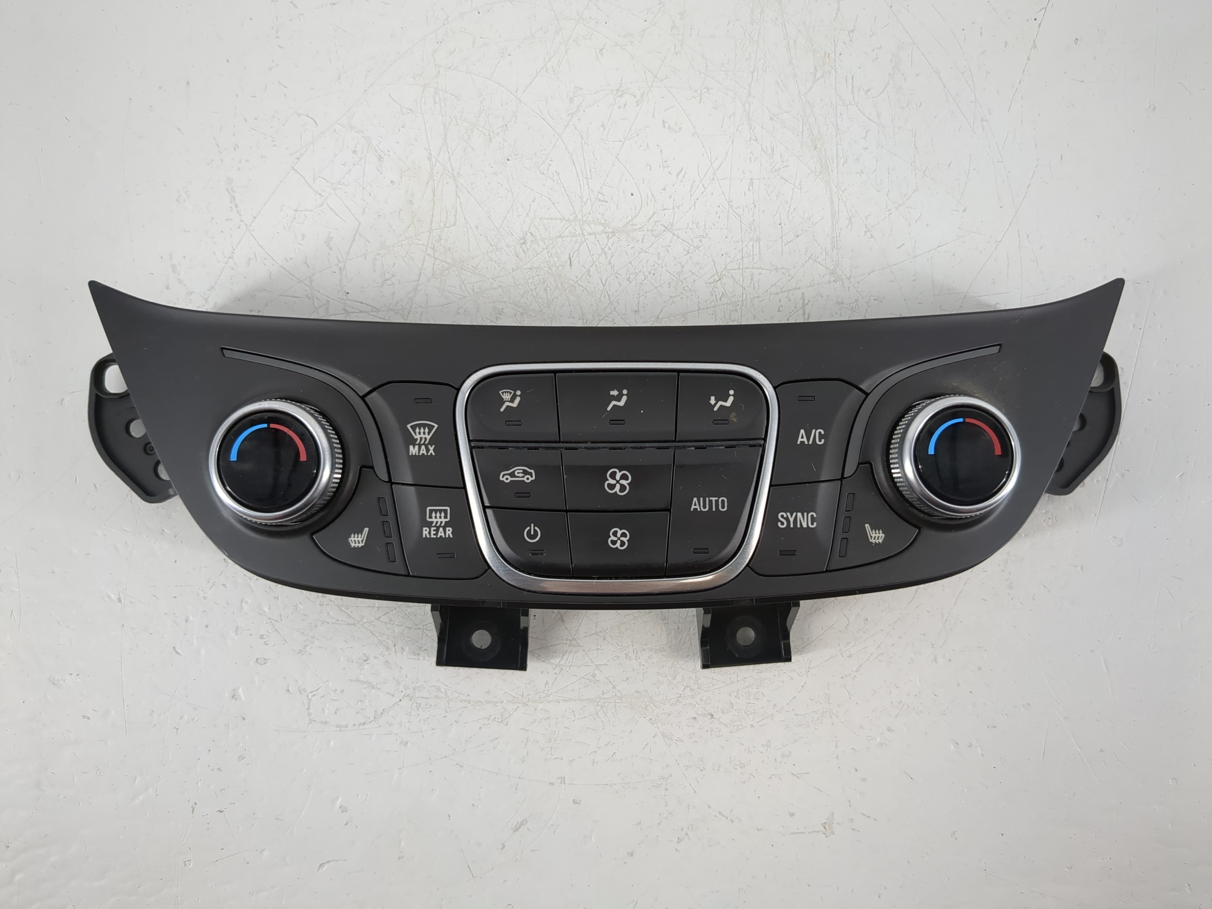 Picture of 2018-2019 Chevrolet Equinox Ac Heater Climate Control 84422506 1143837