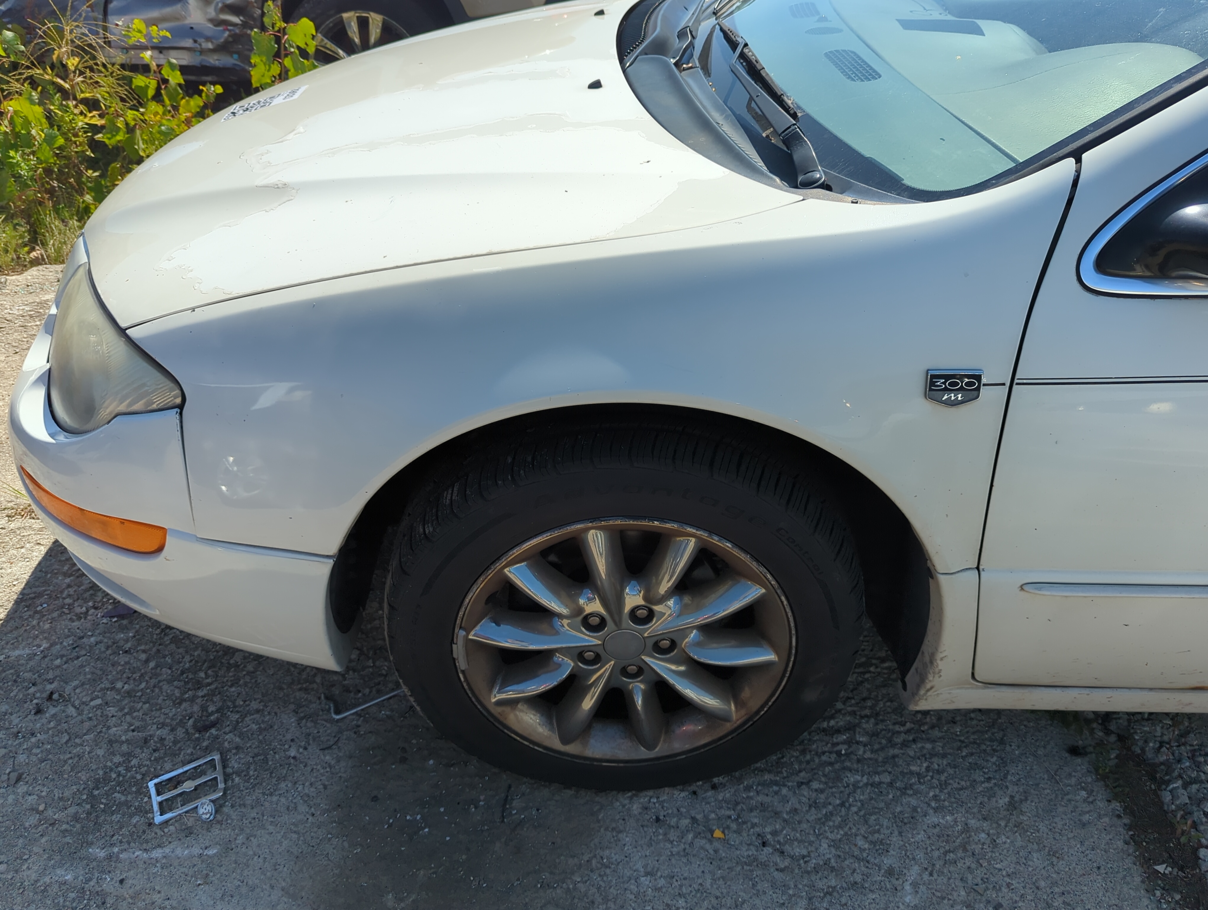 1999-2004 Chrysler 300m Driver Fender 1143893 - Oemusedautoparts1.com