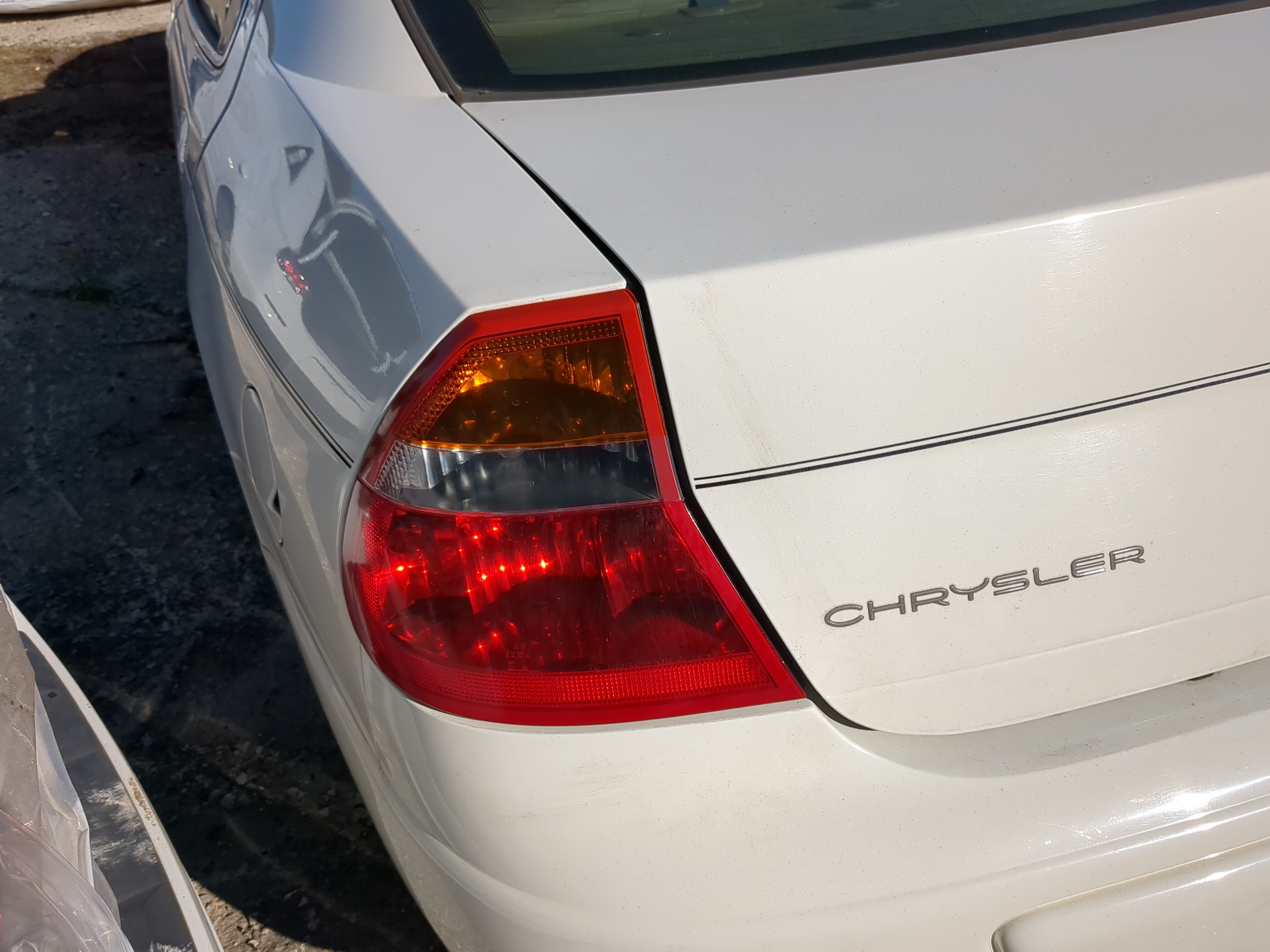 2001-2004 Chrysler 300m Driver Left Side Tail Light Taillight Oem 1143924 - Oemusedautoparts1.com