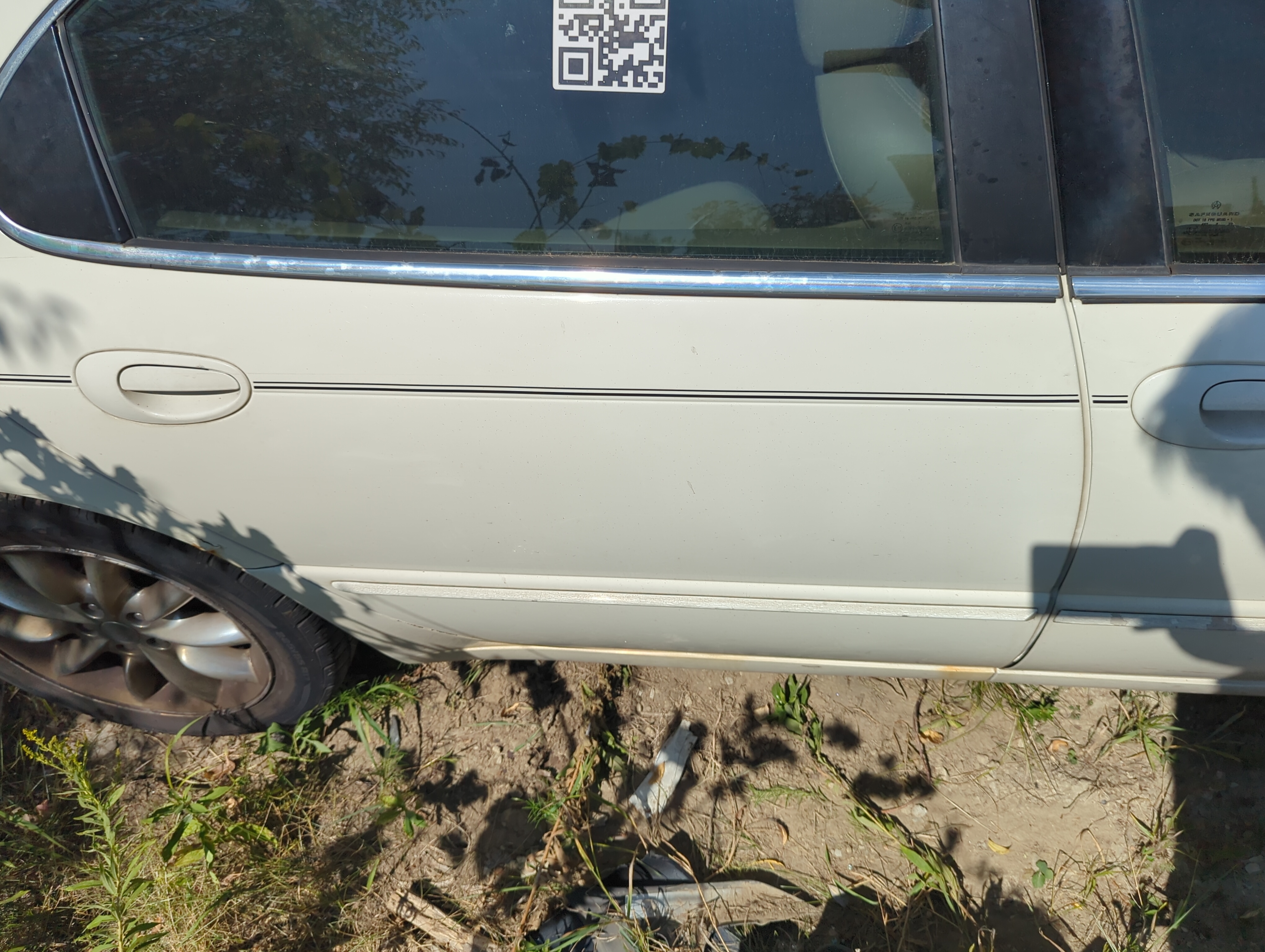 1999-2004 Chrysler 300m Passenger Rear Door Oem 1143950 - Oemusedautoparts1.com