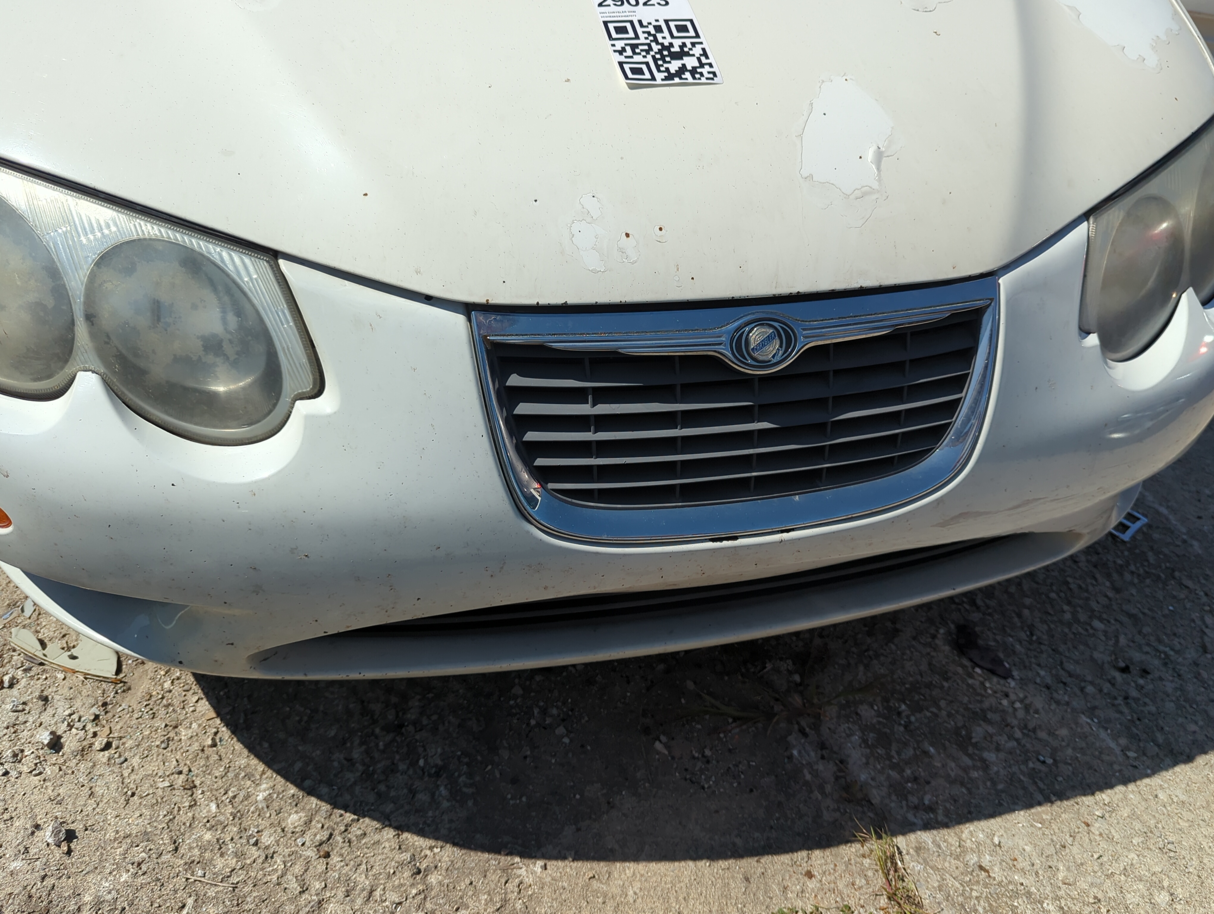 2002-2004 Chrysler 300m Front Bumper Grille 1144021 - Oemusedautoparts1.com