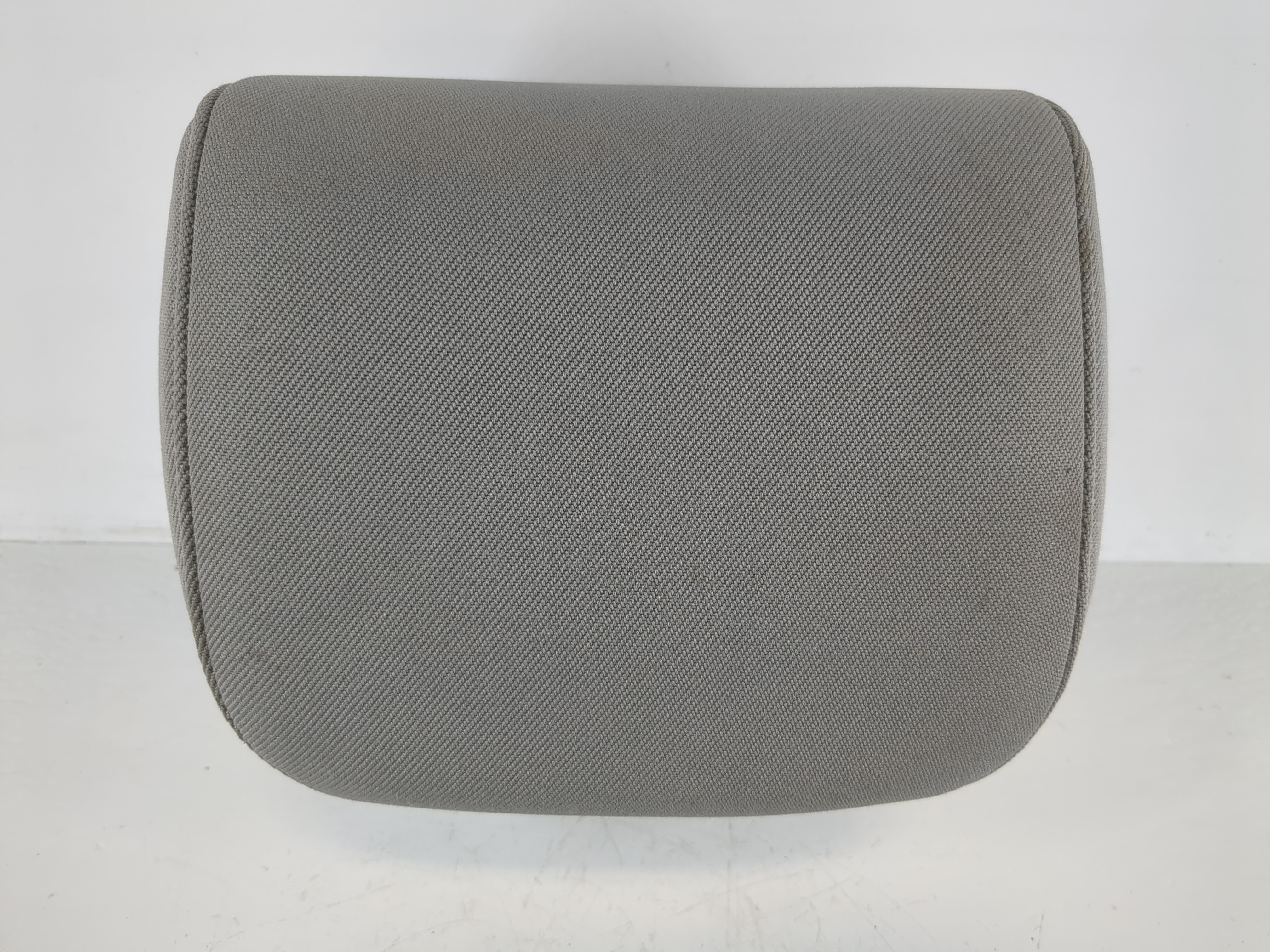 Picture of 2015-2017 Hyundai Accent Headrest Head Rest Front Driver Passenger Seat 1144029