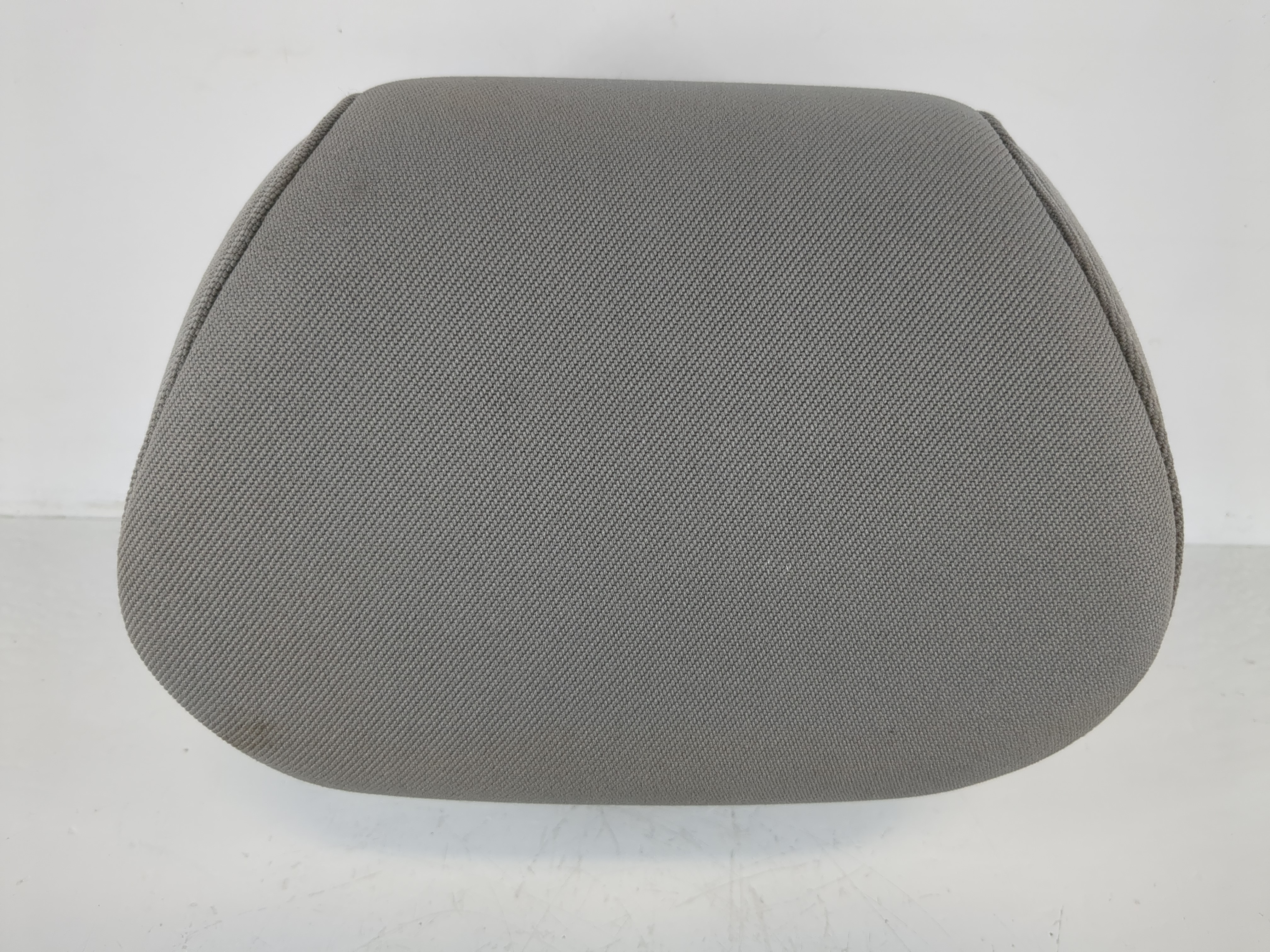 Picture of 2015-2017 Hyundai Accent Headrest Head Rest Front Driver Passenger Seat 1144032
