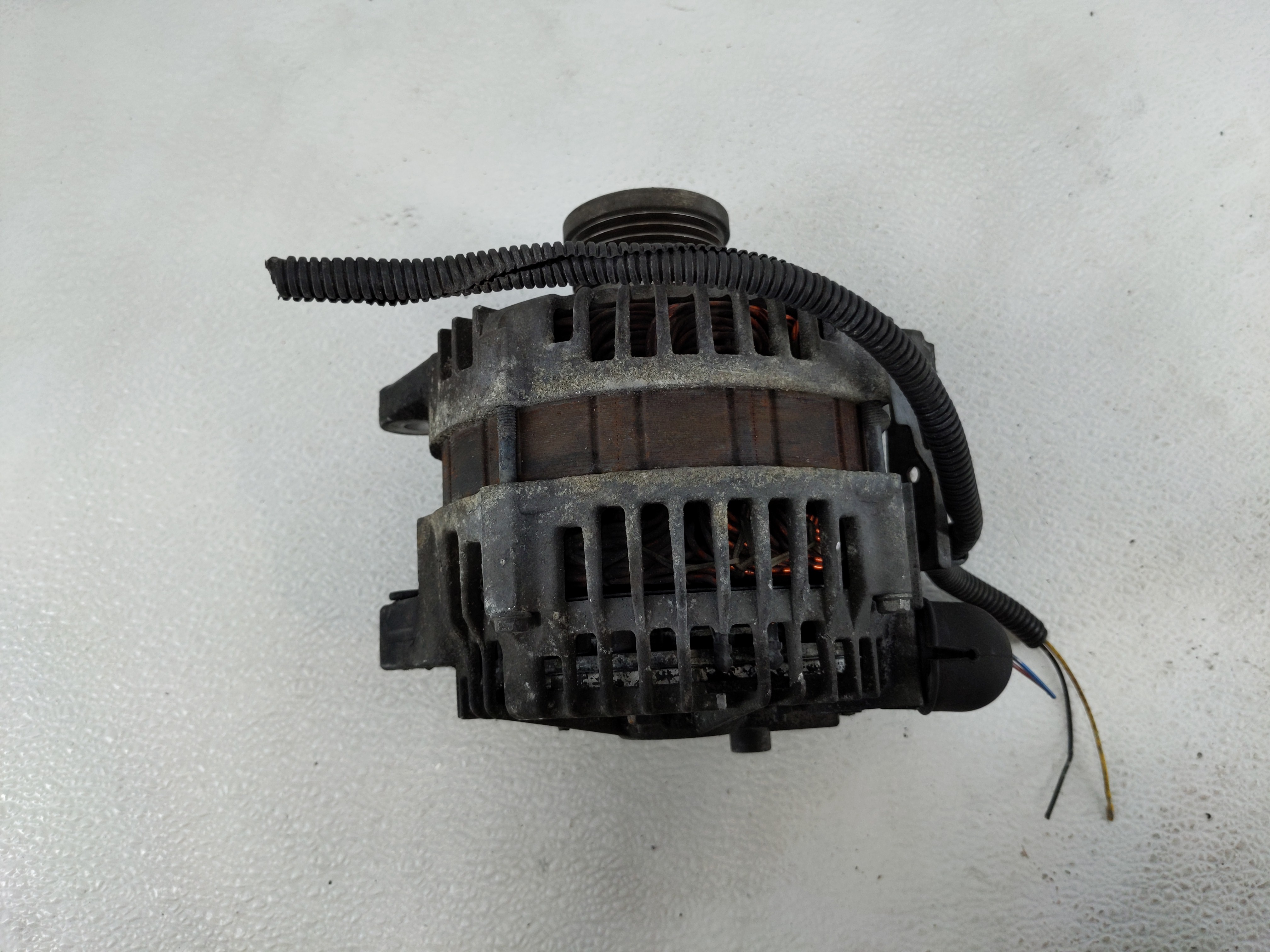 Picture of 2008-2012 Nissan Rogue Alternator Generator Charging Assembly Engine Oem 1144045