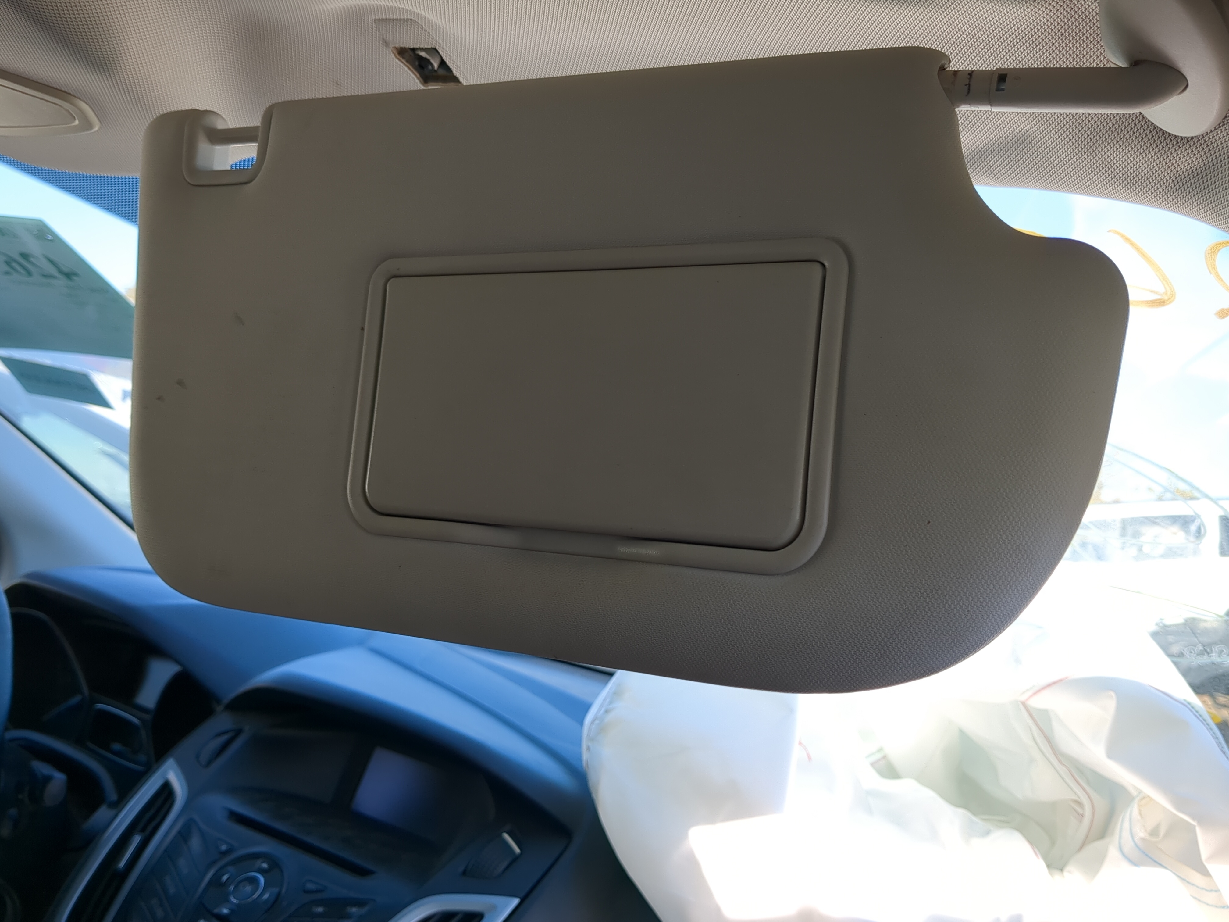 2012-2013 Ford Focus Passenger Sun Visor Mirror Right Sunvisor 1144138 - Oemusedautoparts1.com