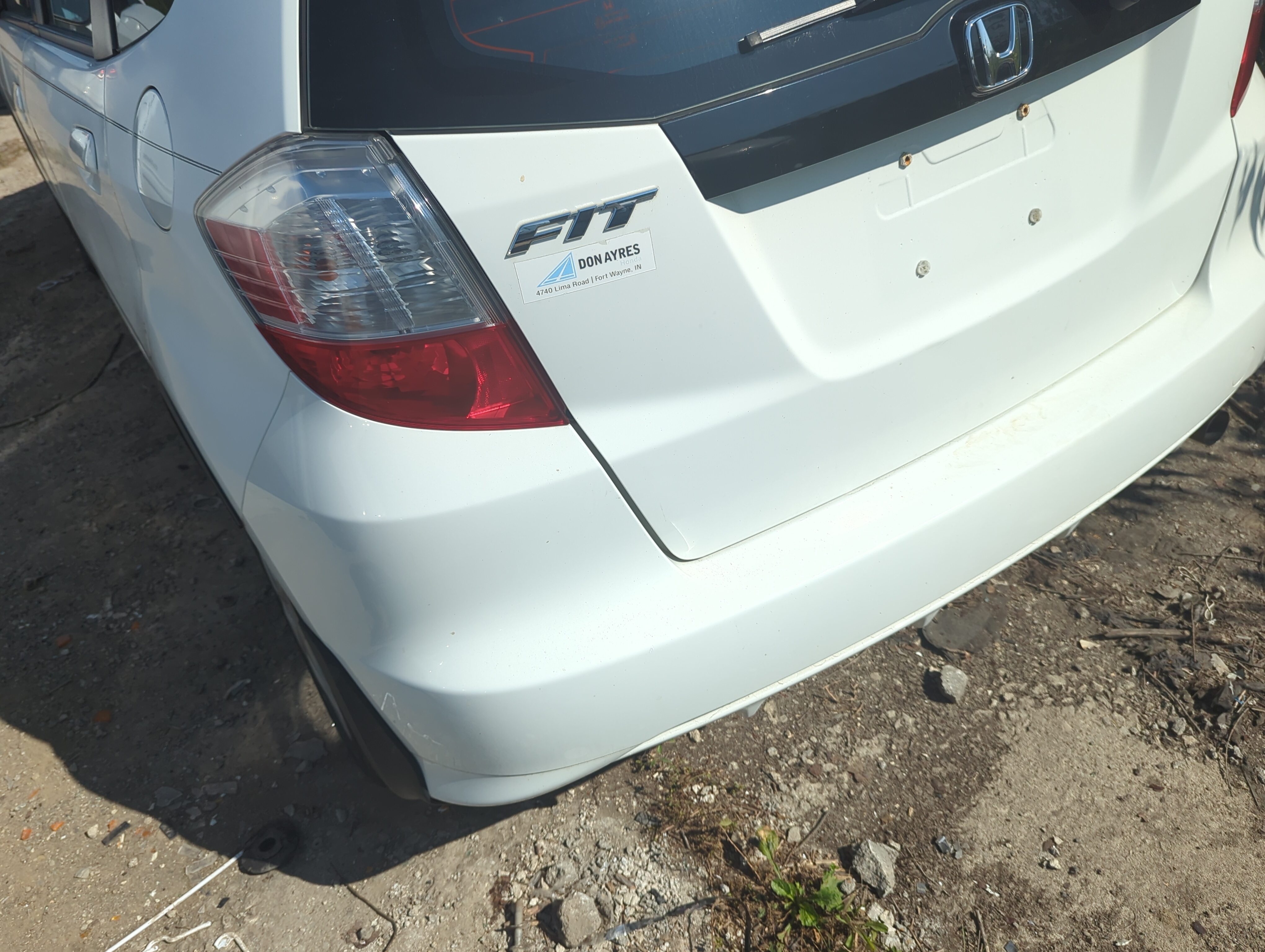 2009-2014 Honda Fit Rear Bumper Assembly Oem 1144433 - Oemusedautoparts1.com