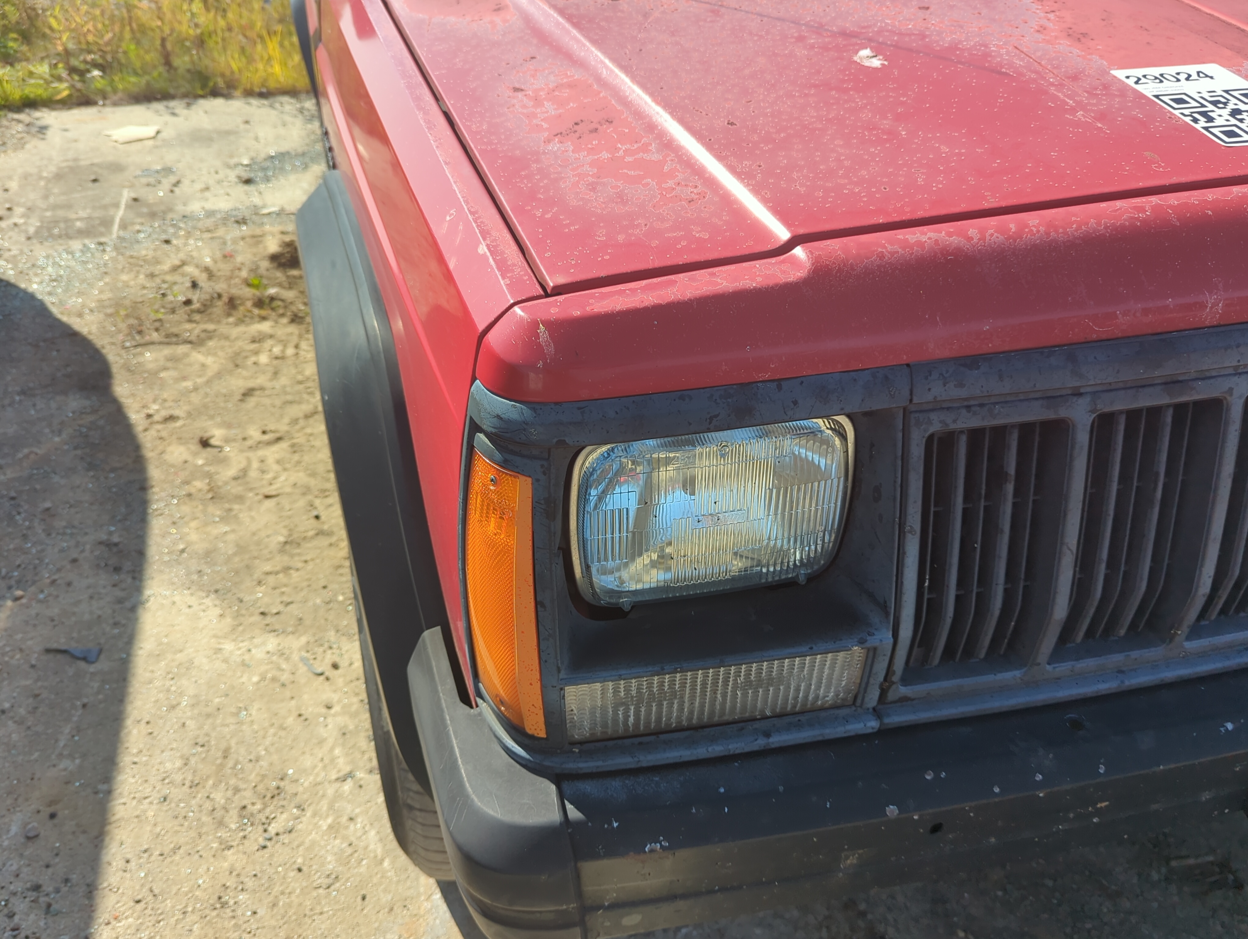 Picture of 1984-1996 Jeep Cherokee Passenger Right Oem Head Light Headlight Lamp 1144720