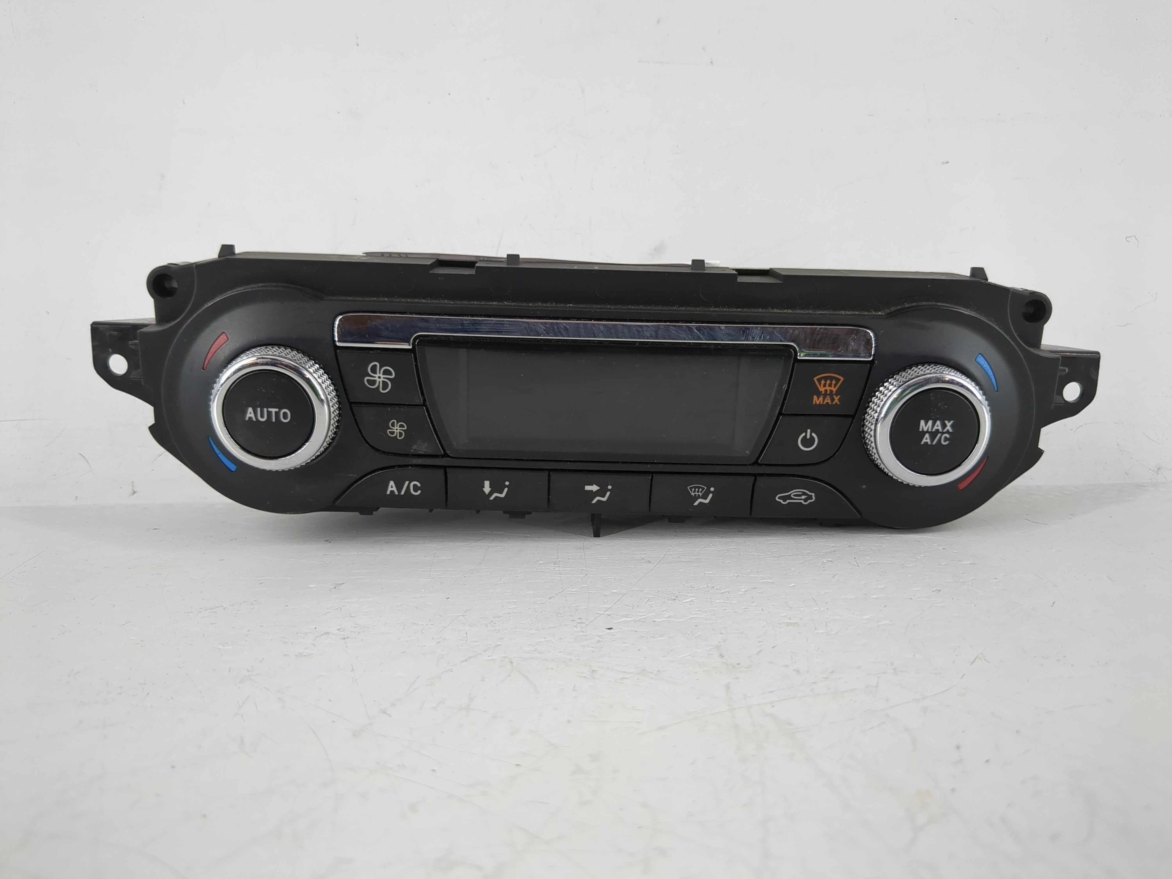 2013-2015 Ford Escape Ac Heater Climate Control Cj5t-18c612-ba 1144839 - Oemusedautoparts1.com