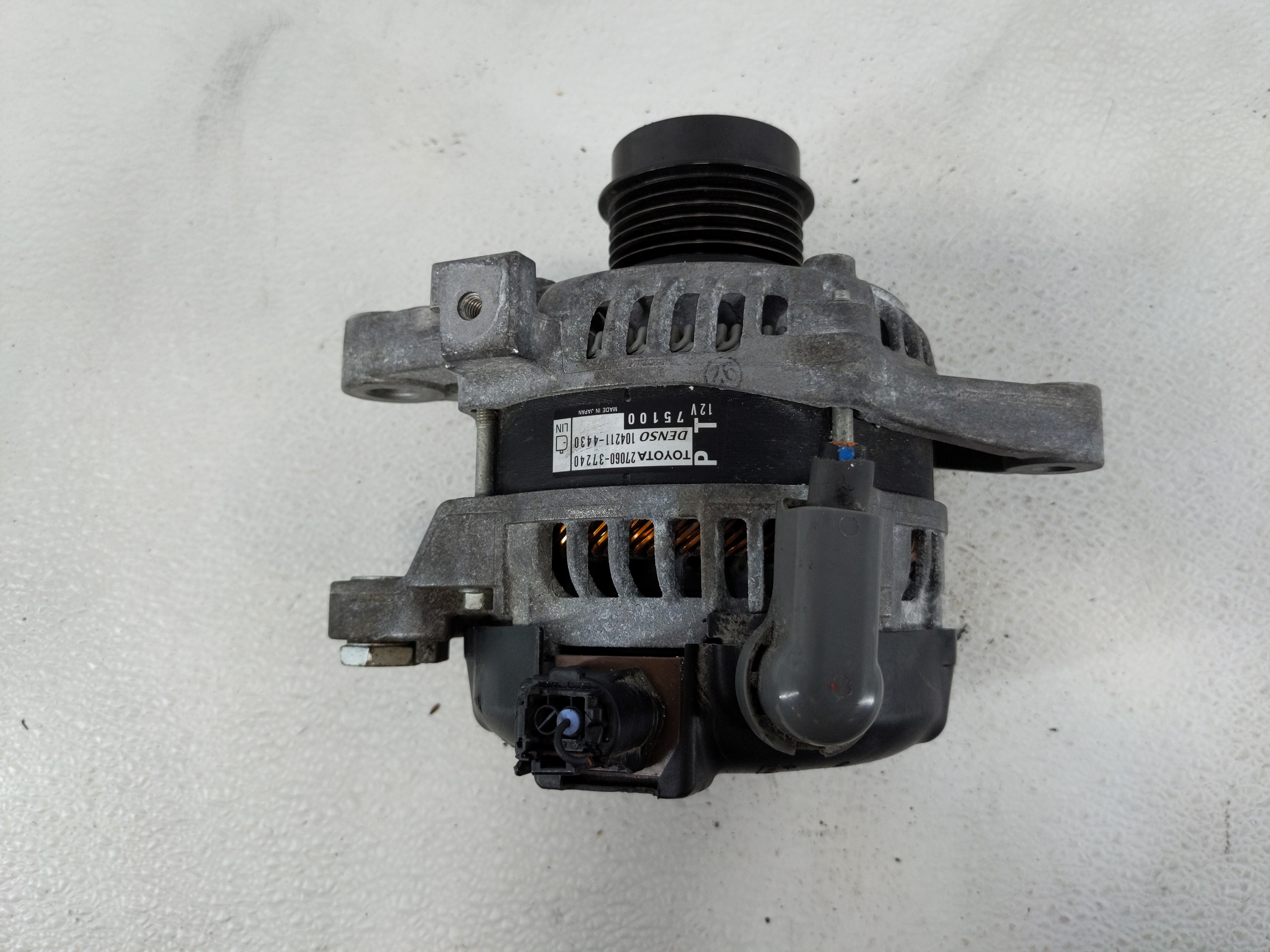 Picture of 2020 Toyota Corolla Alternator Generator Charging Assembly Engine Oem 1144859
