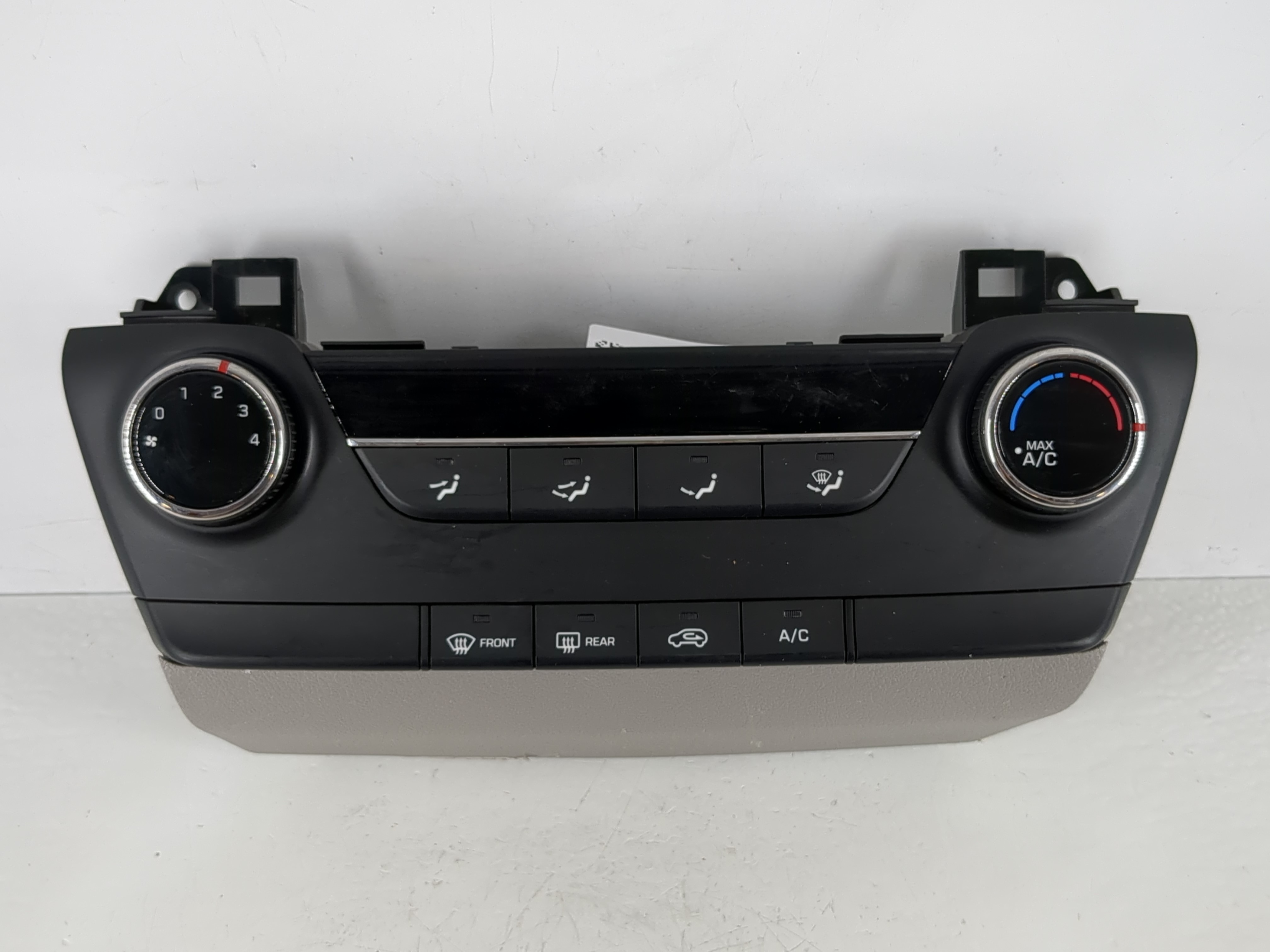 Picture of 2016-2018 Hyundai Tucson Ac Heater Climate Control 97250-d3111 1144922