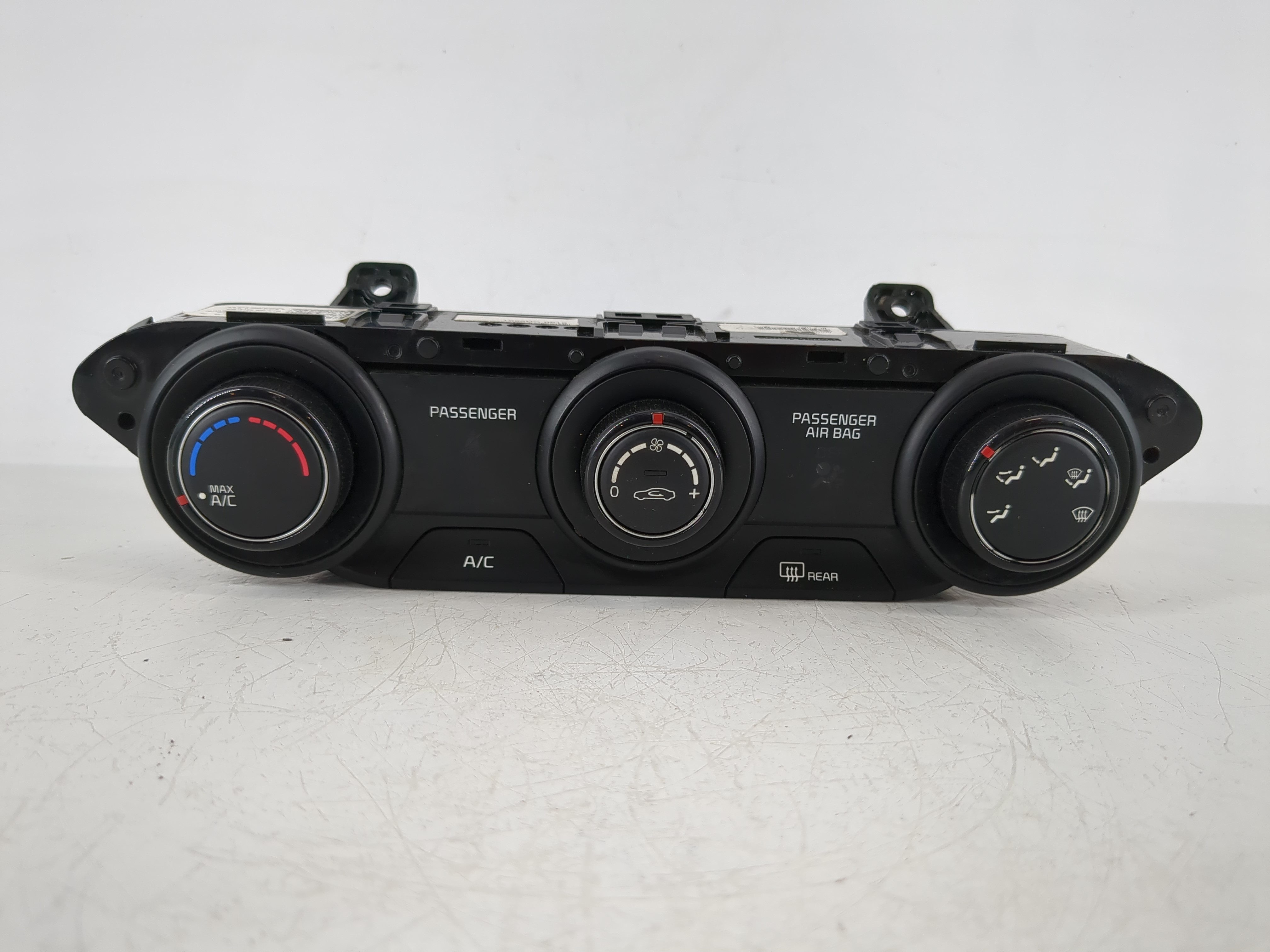 Picture of 2019-2021 Kia Forte Ac Heater Climate Control 97250-m6130wk 1144930